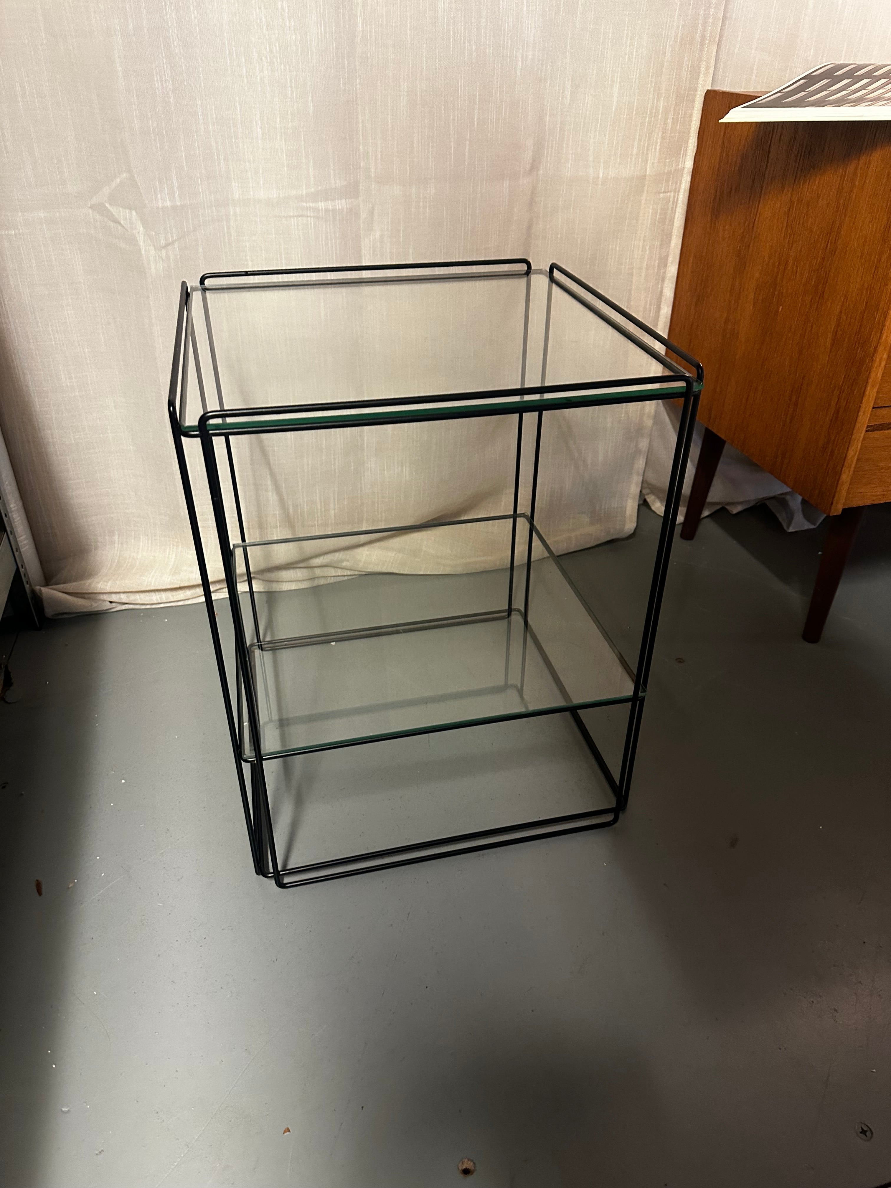 Max Sauze voor Artrow Isocele Bijzettafel