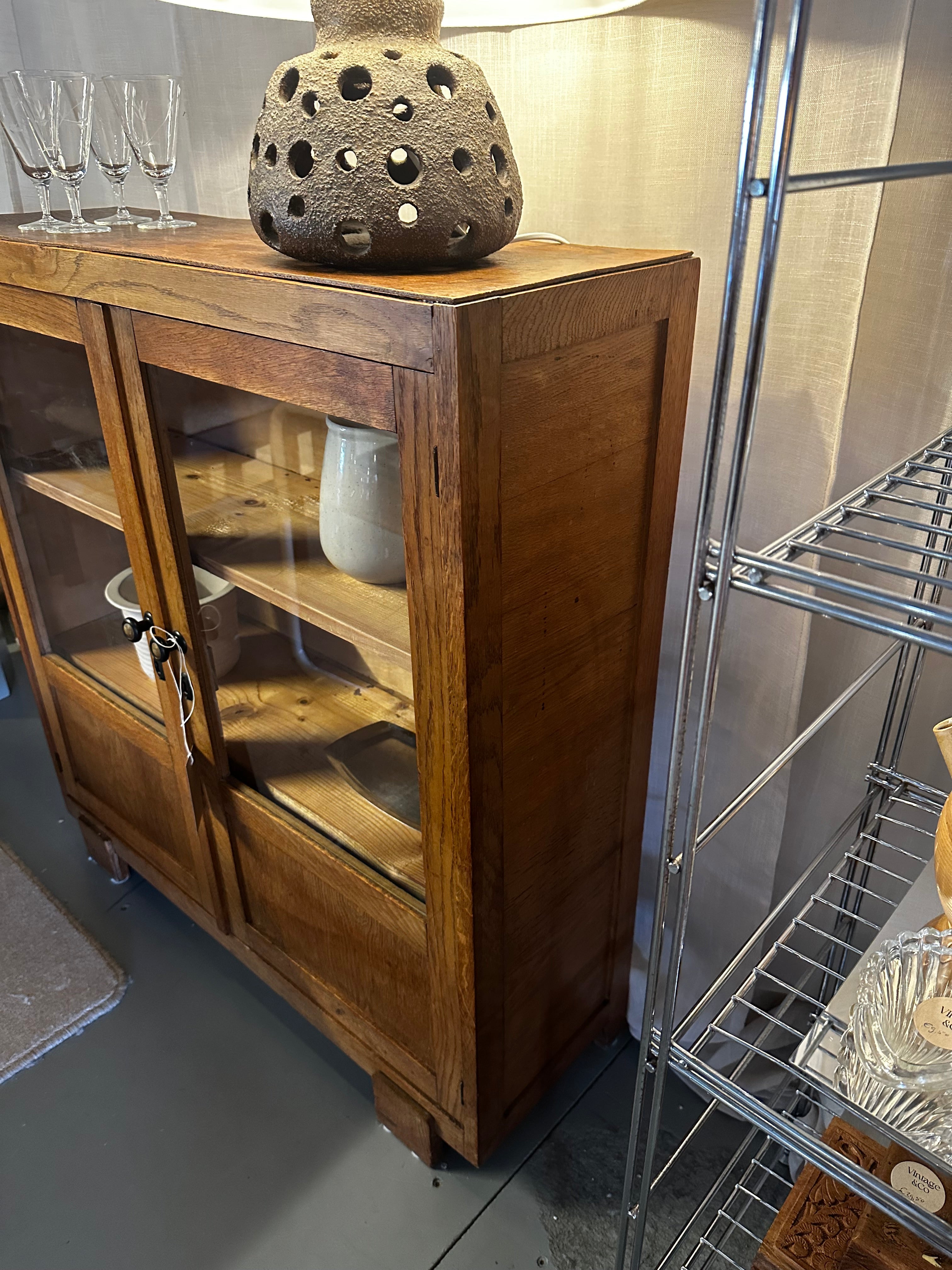 Vintage vitrinekast