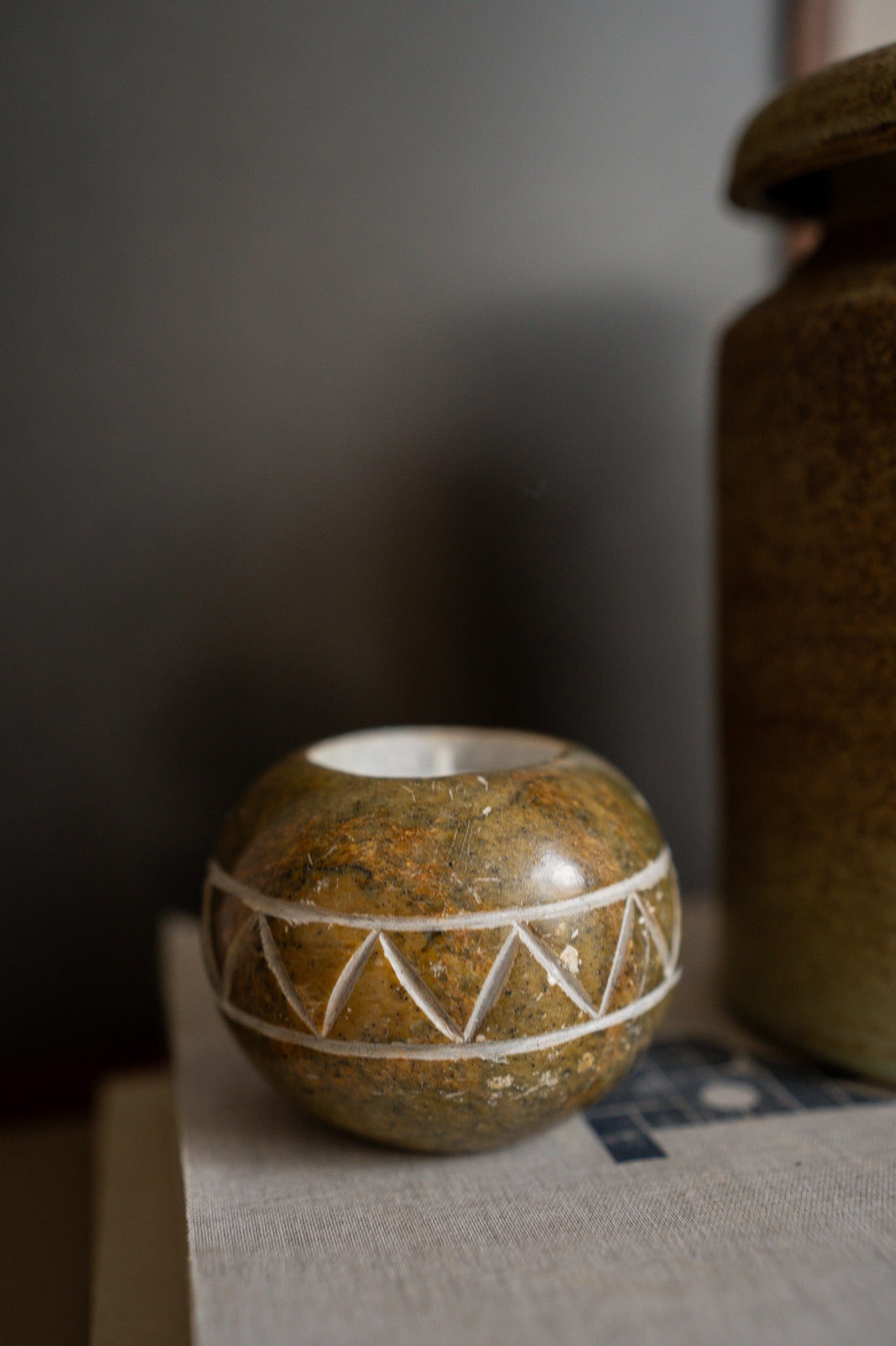 Groene waxinelichthouder