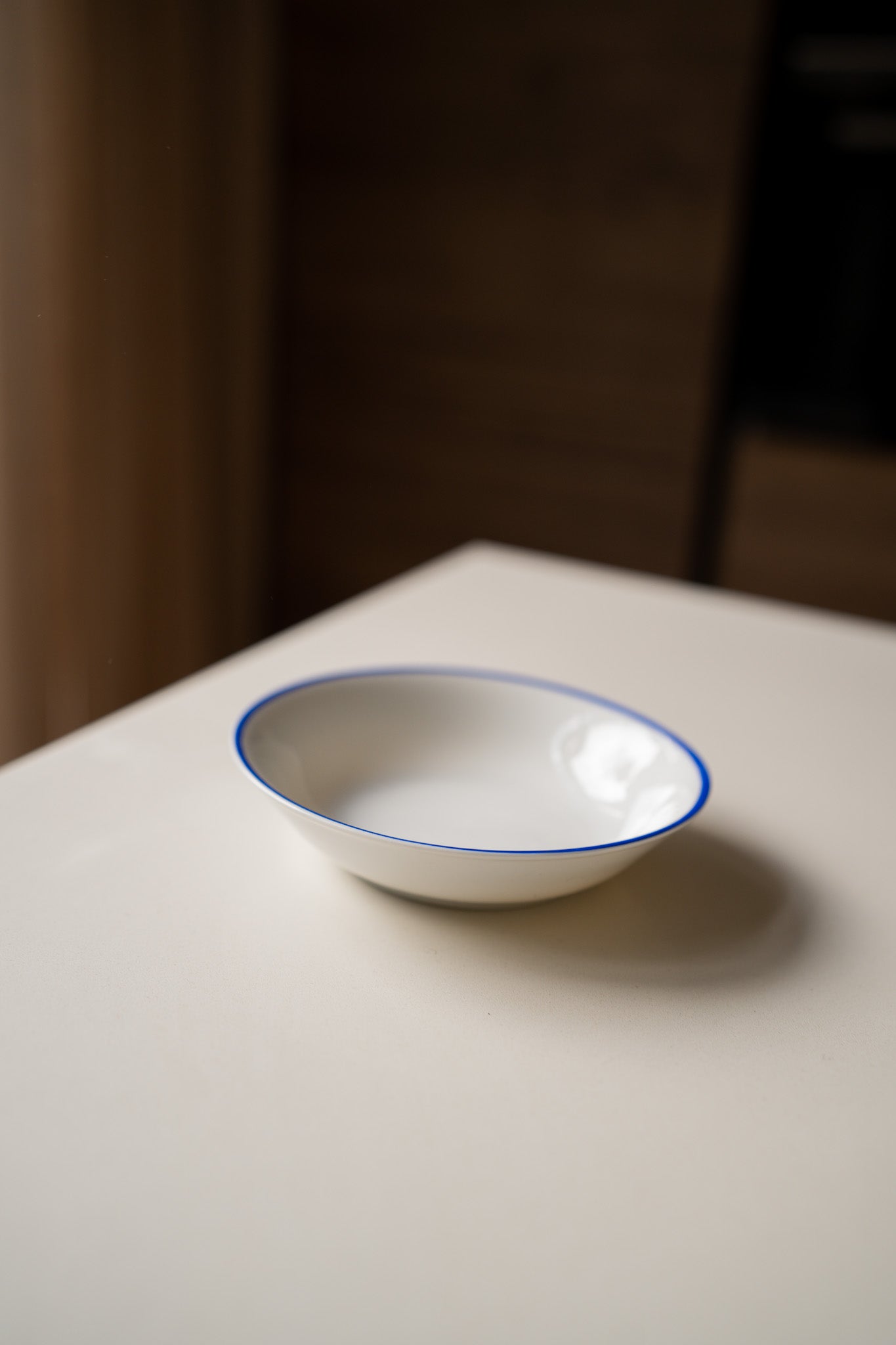 4 schaaltjes met blauwe rand