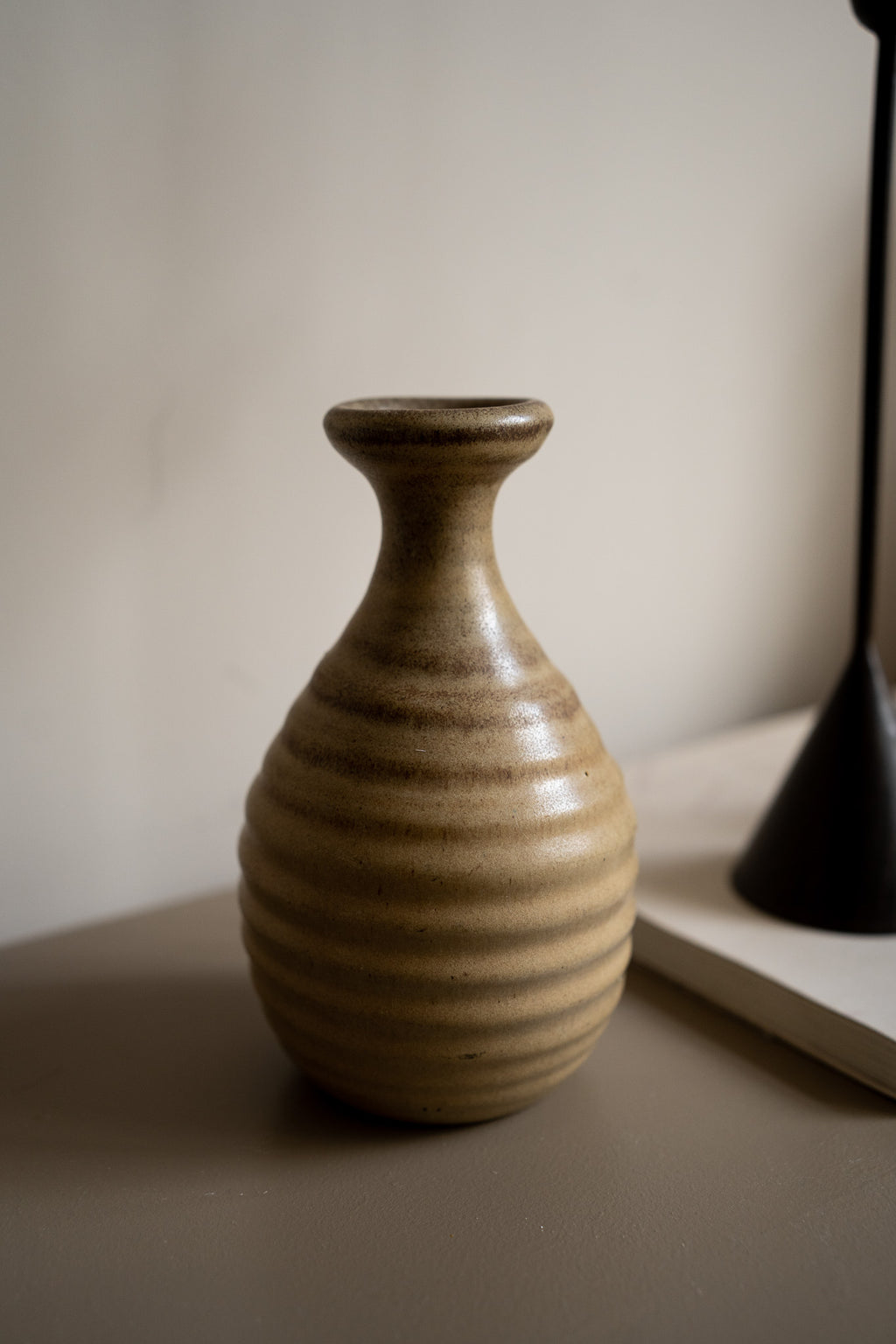 Beige vaas