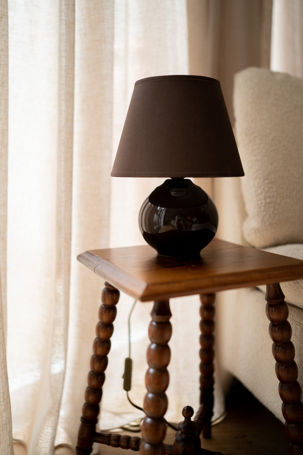 Donkerbruine bollamp