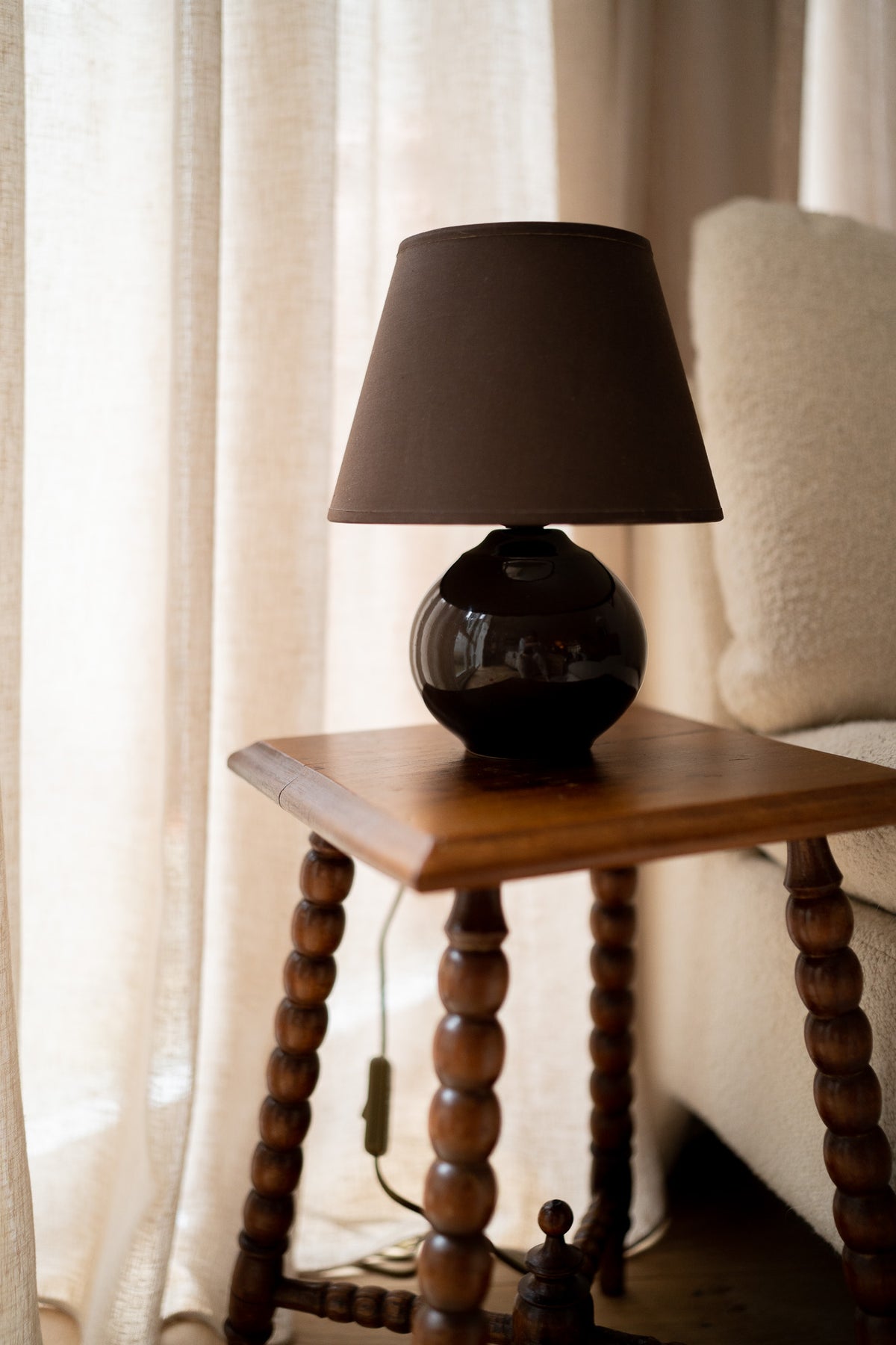 Donkerbruine bollamp