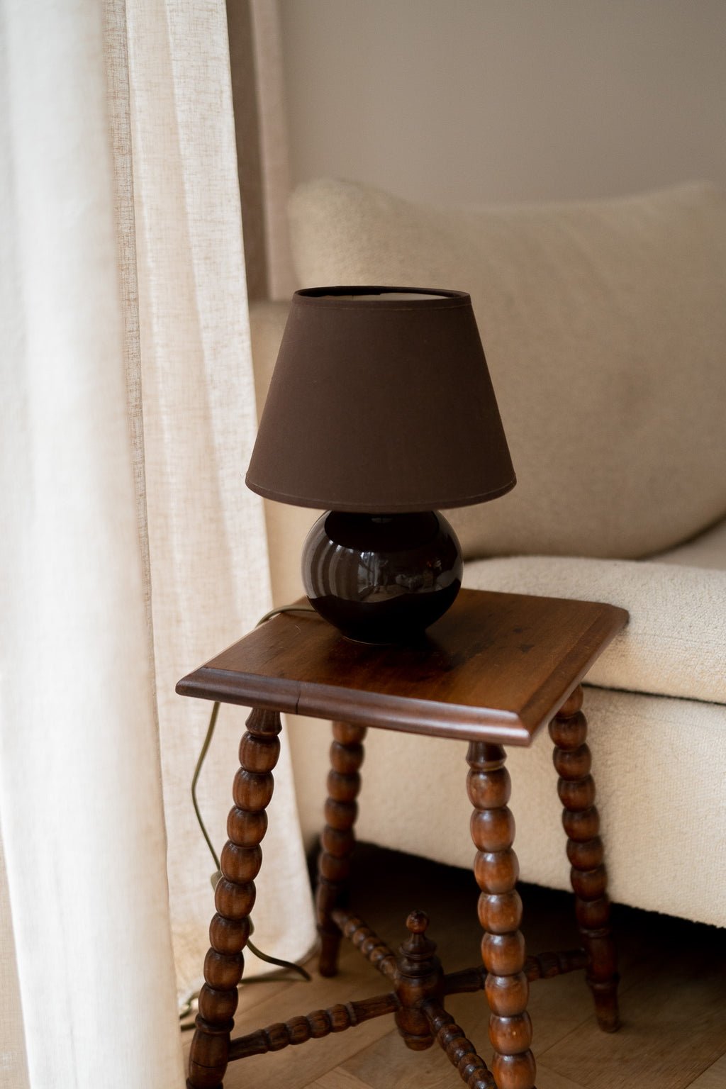 Donkerbruine bollamp