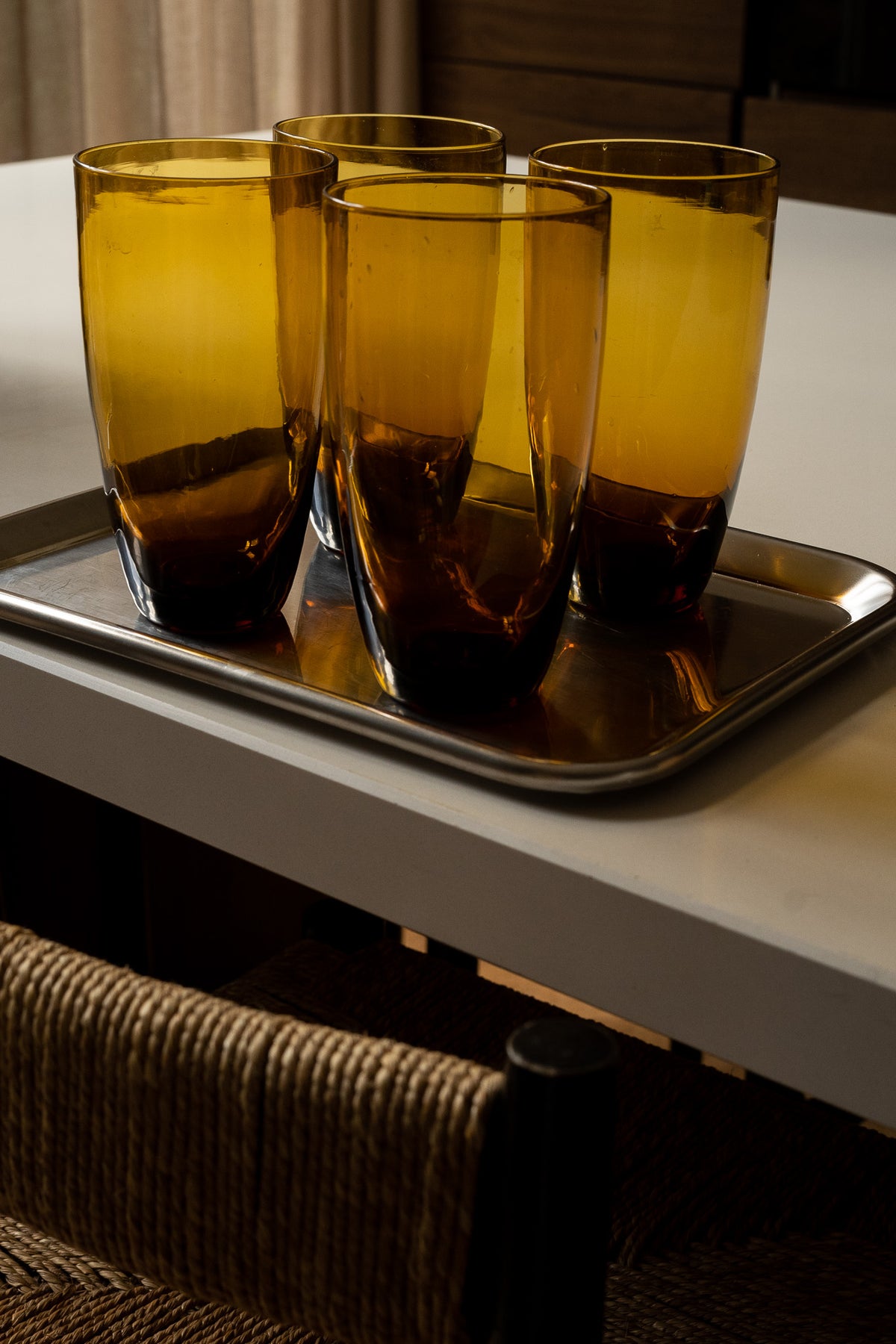Set van 4 grote amberkleurige glazen