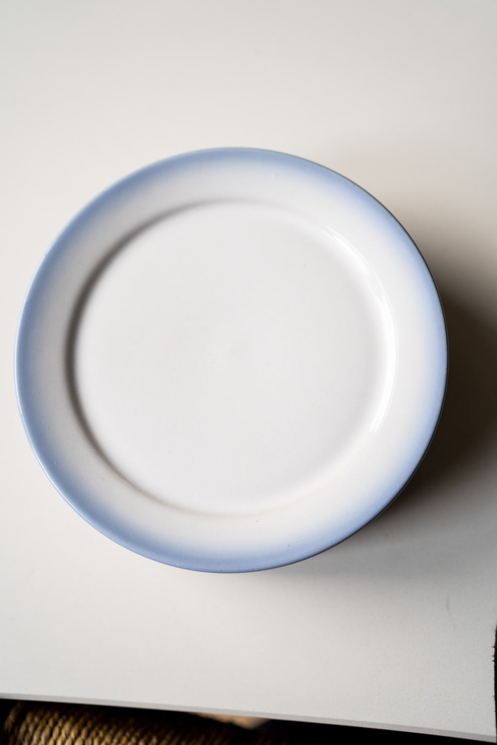 5 lichtblauwe ontbijtborden