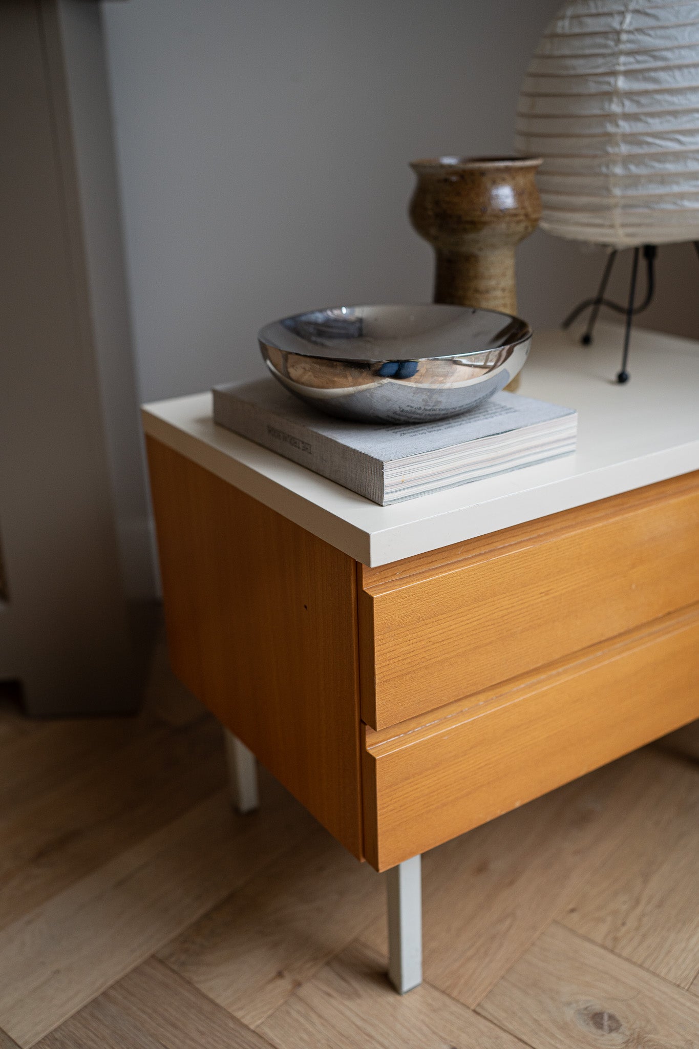 Set van 2 nachtkastjes