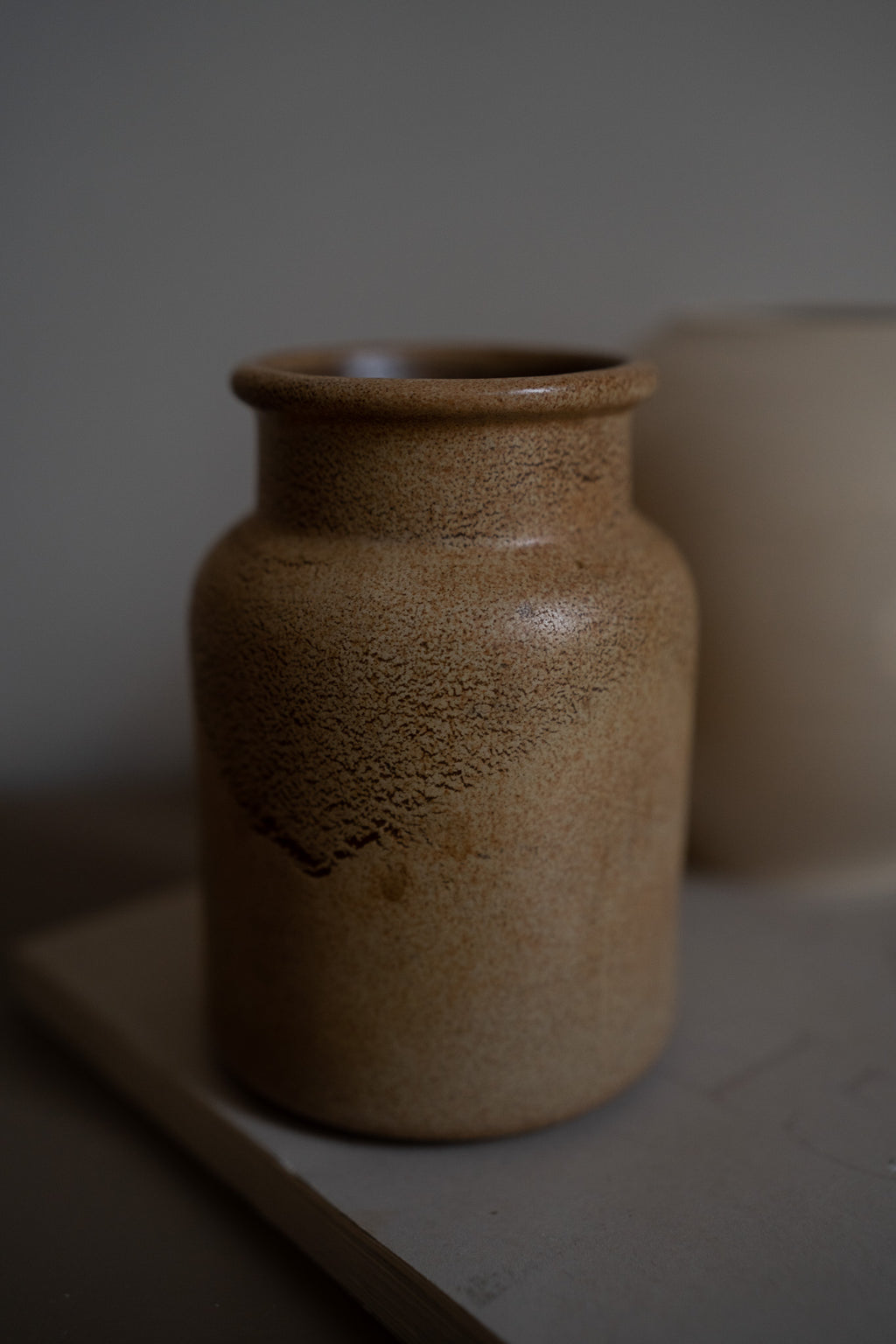 Beige vaasje