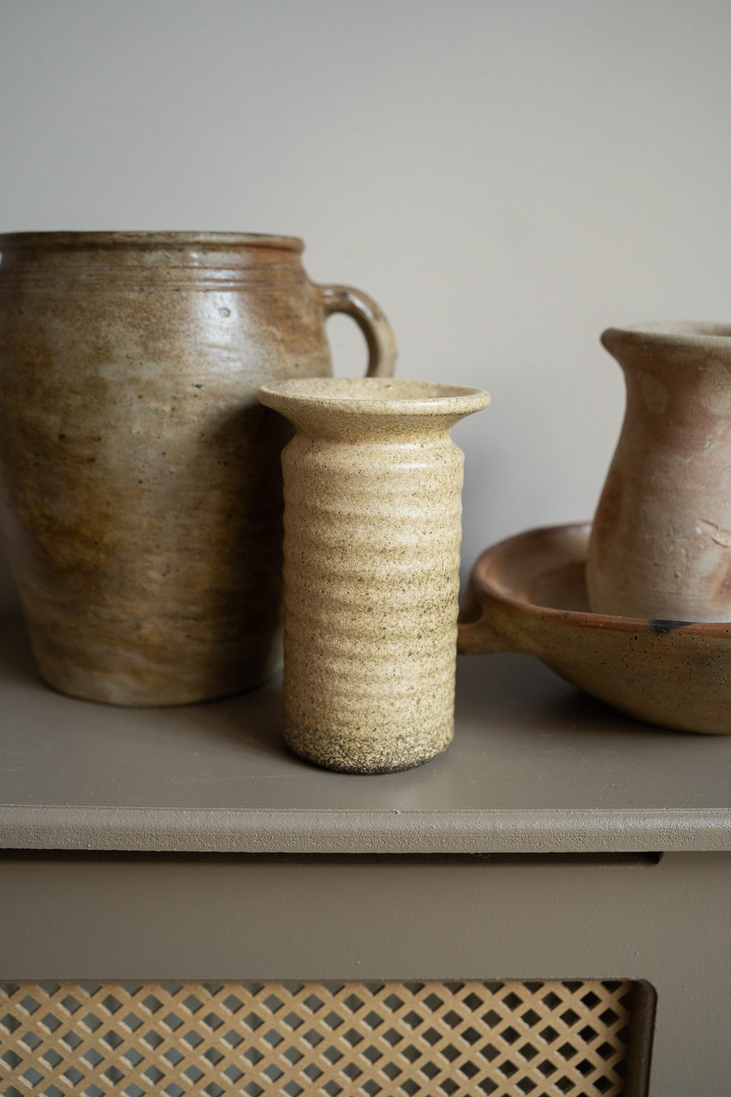 Cremekleurige ribbel vaas