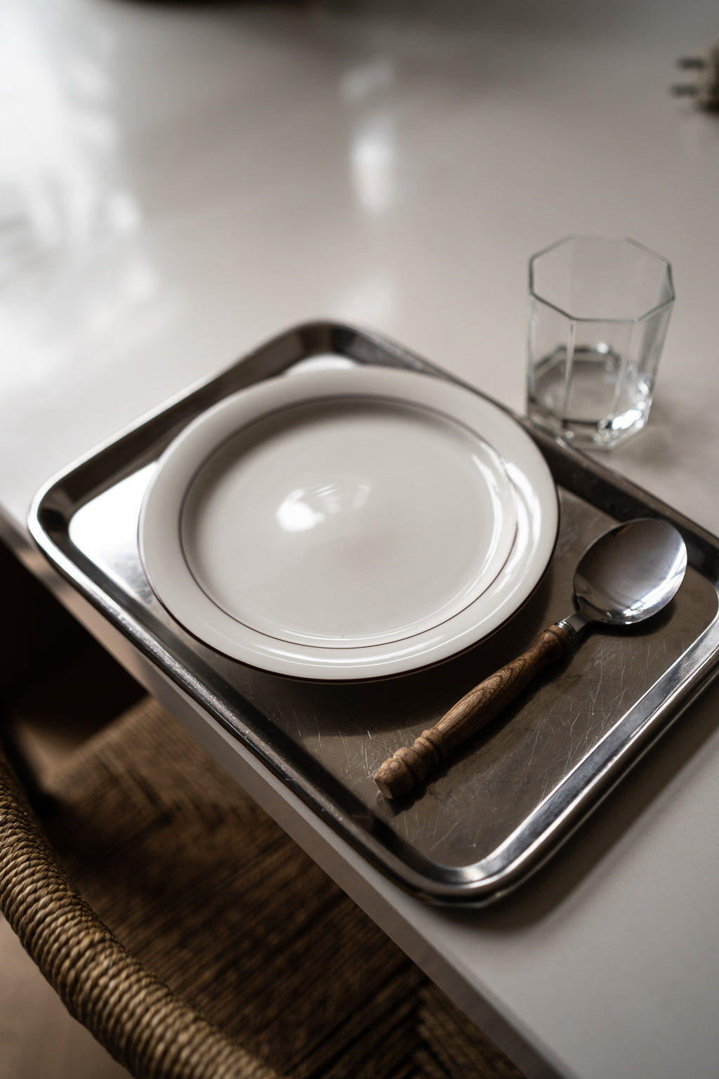 6 ontbijtborden wit met bruine rand