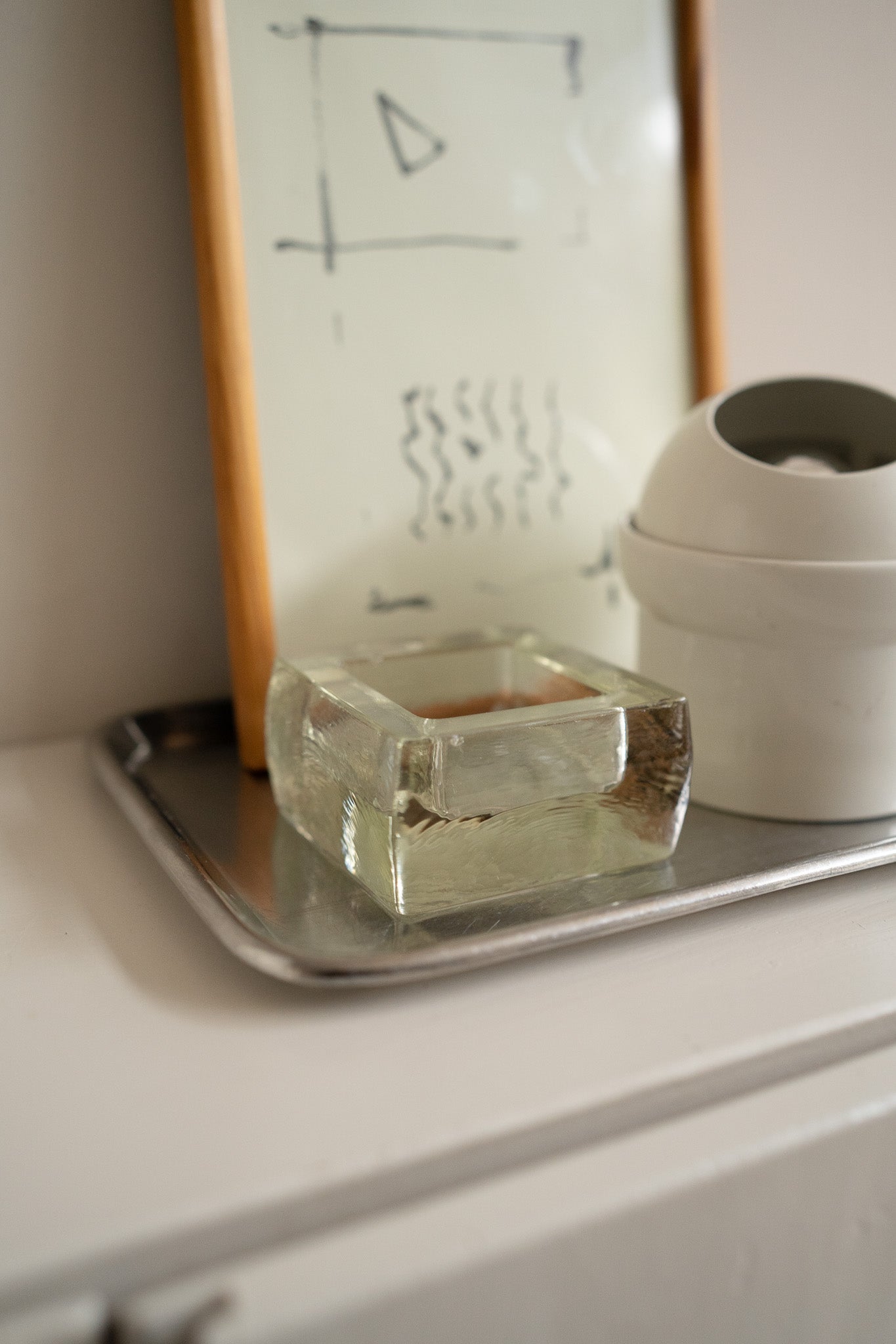 Vierkante glazen schaal