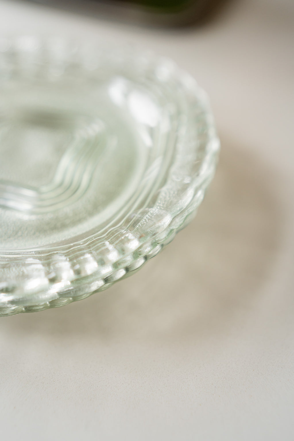 4 glazen ontbijtborden