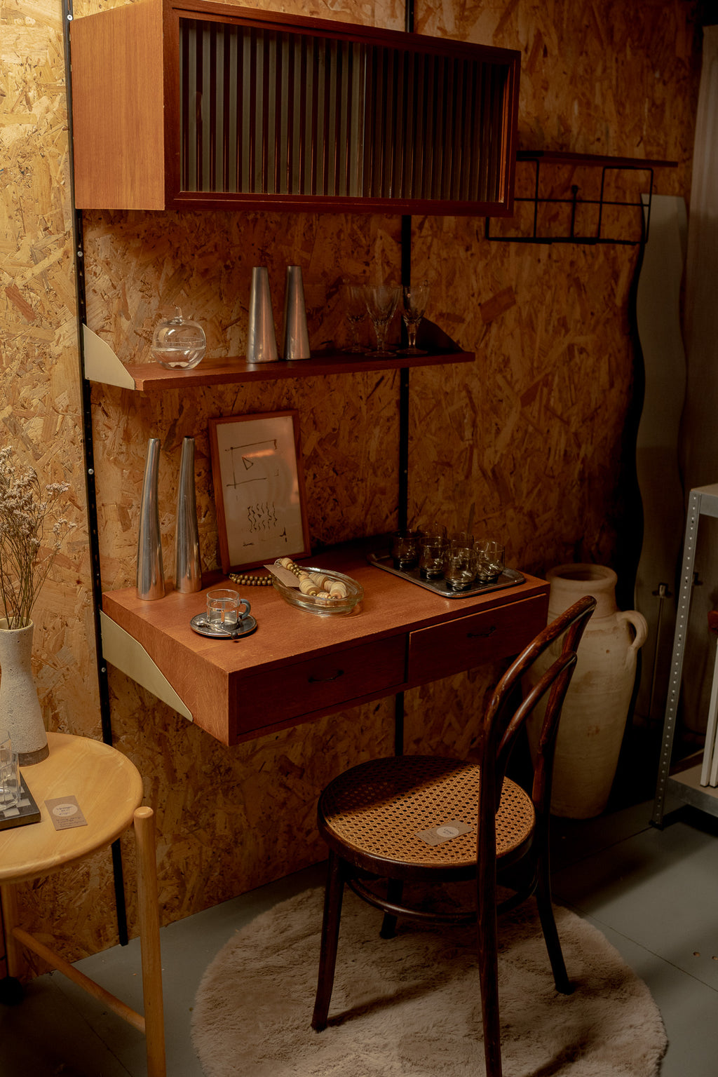 Vintage wandkast - plank - bureau - kast