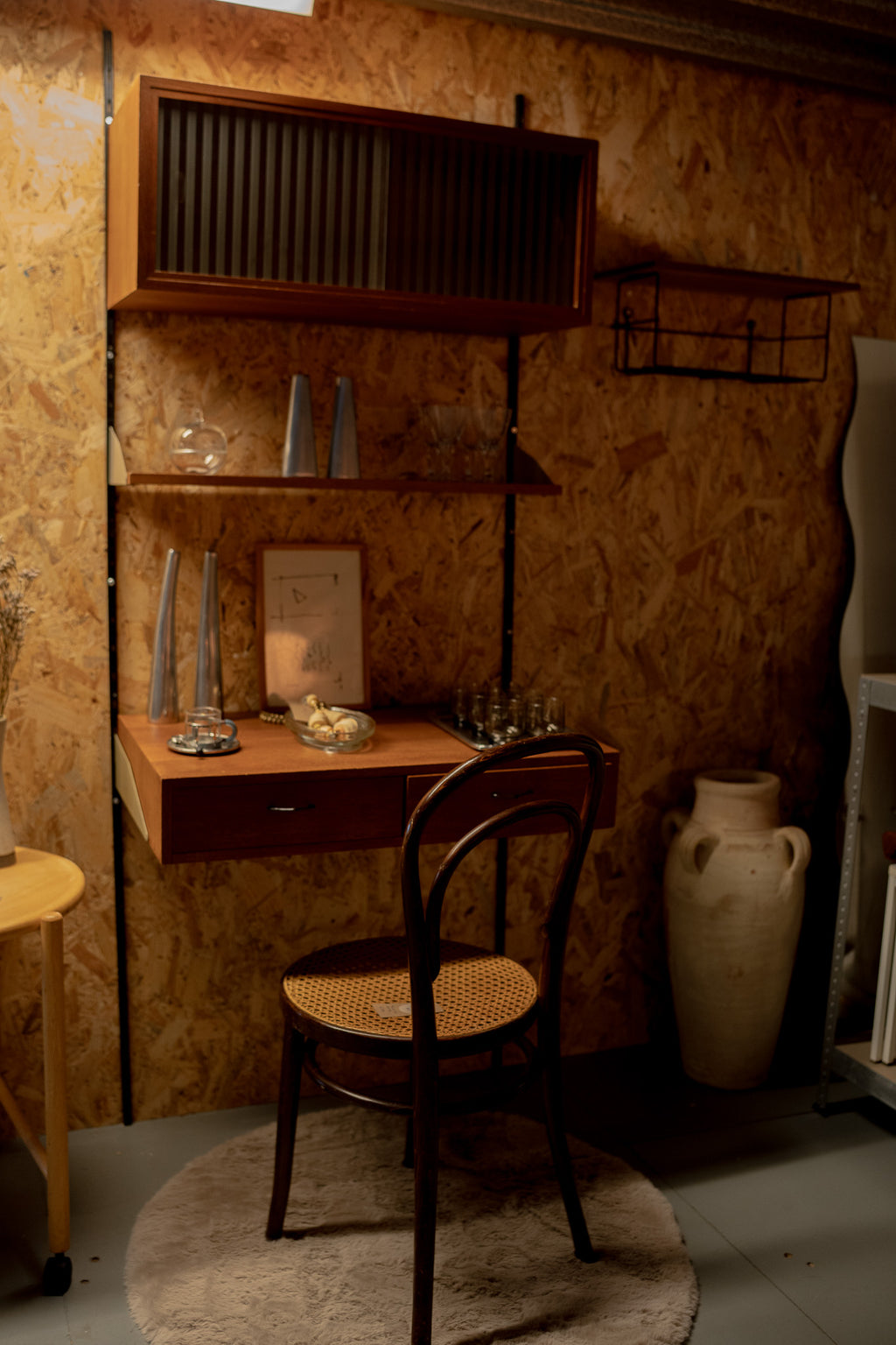 Vintage wandkast - plank - bureau - kast