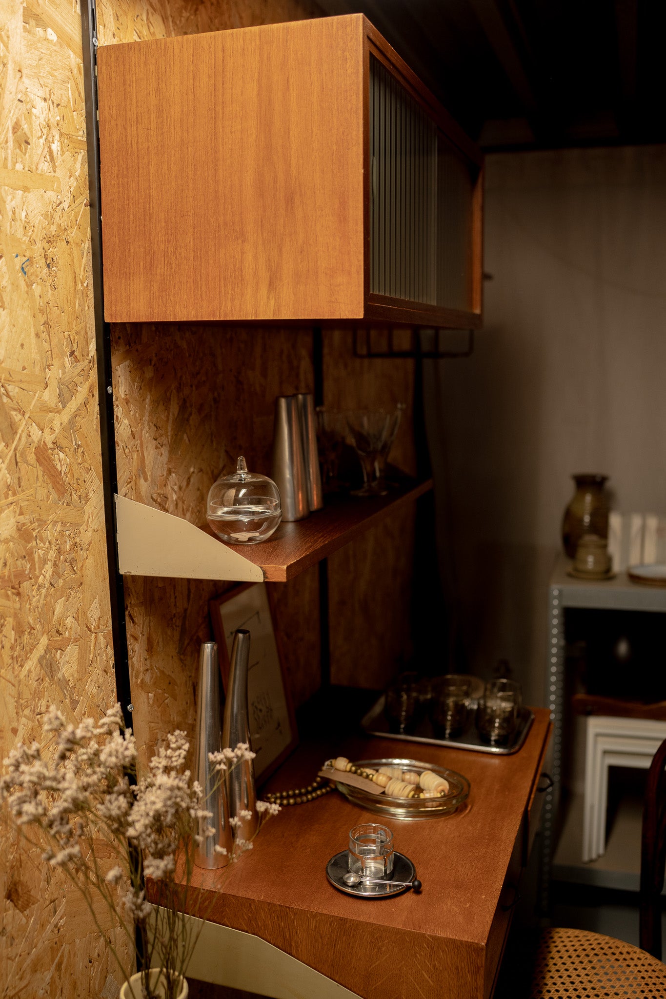 Vintage wandkast - plank - bureau - kast