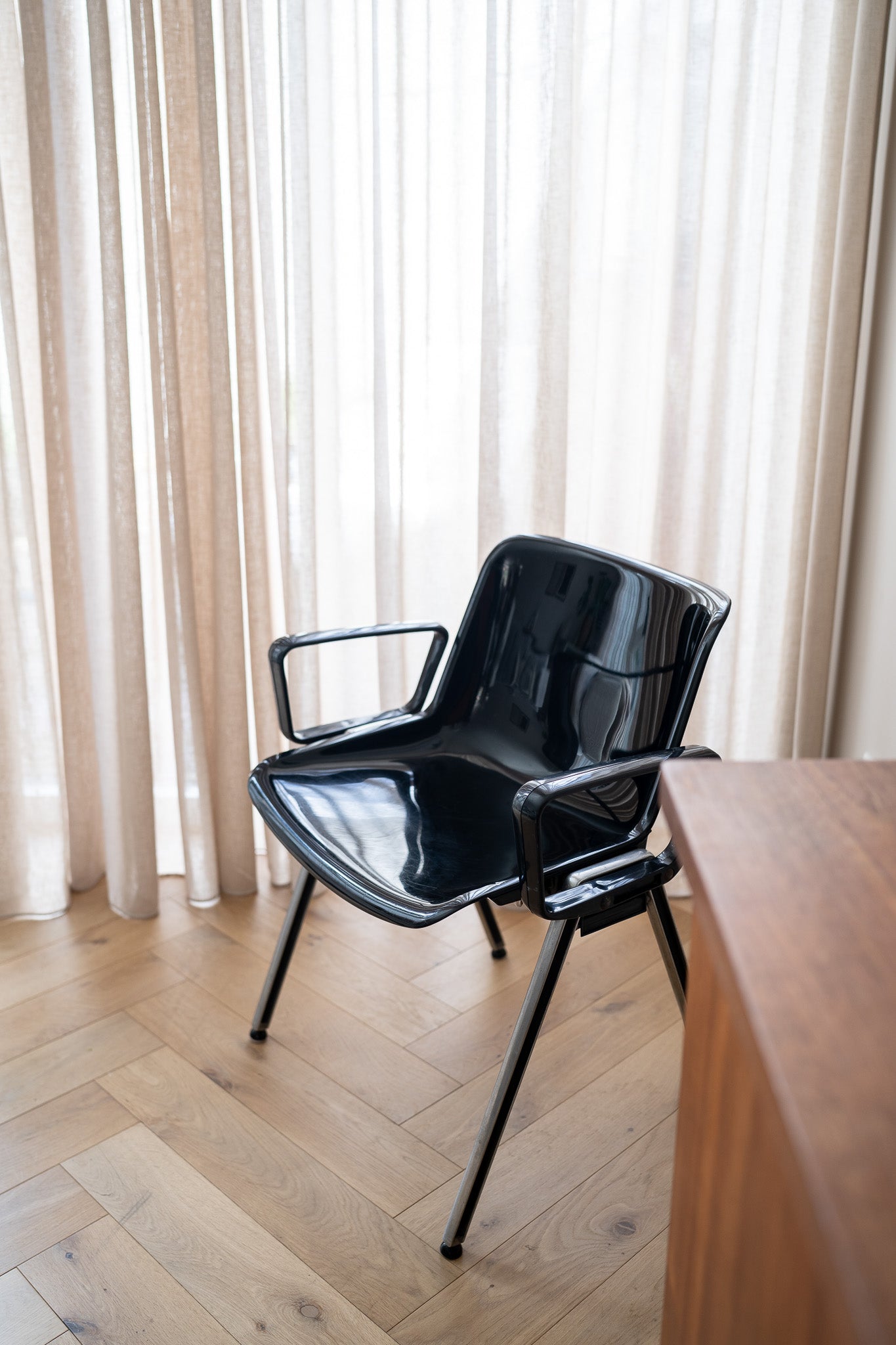 Set of 2 Modes by Osvaldo Borsani for Tecno chairs