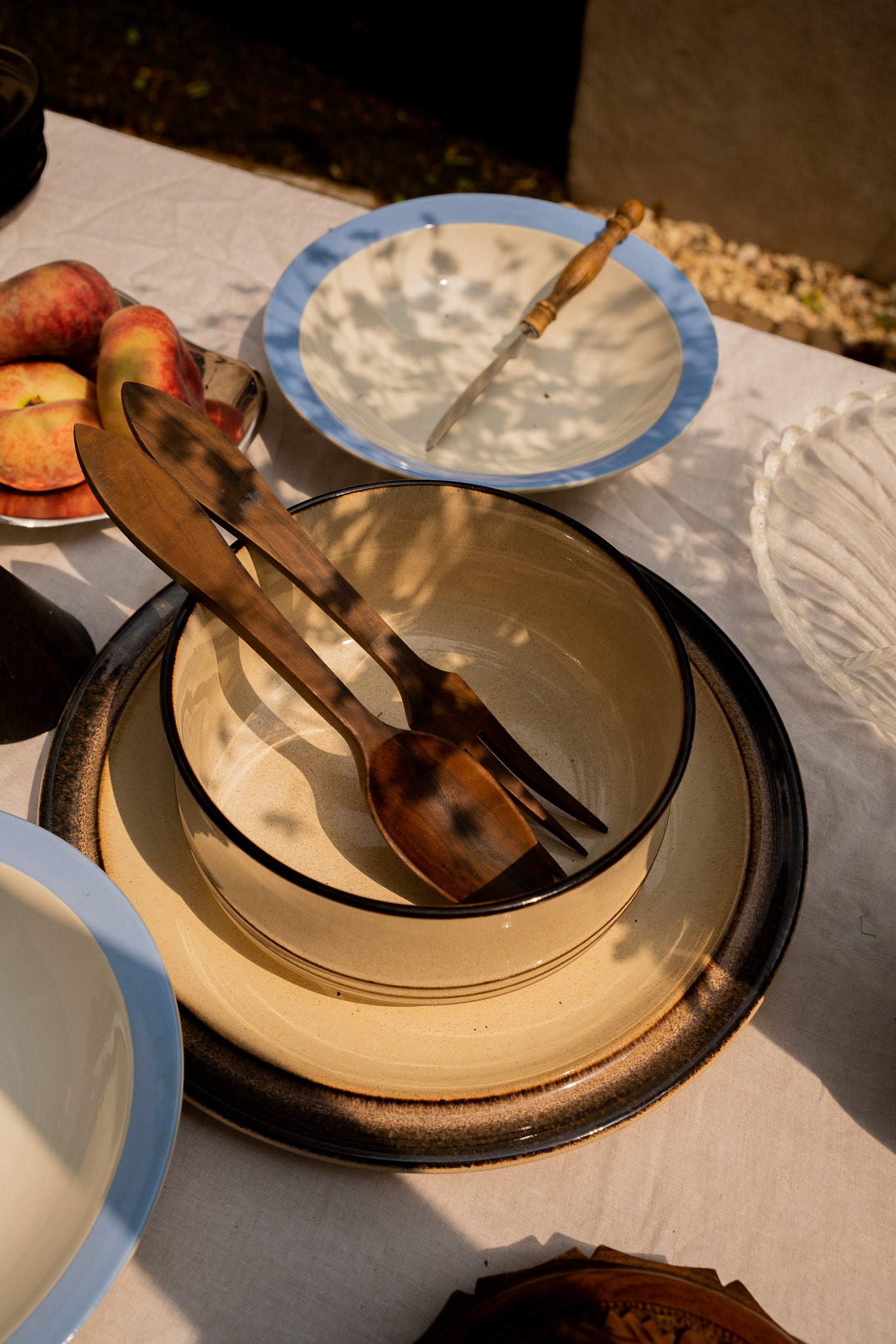 Wooden salad cutlery