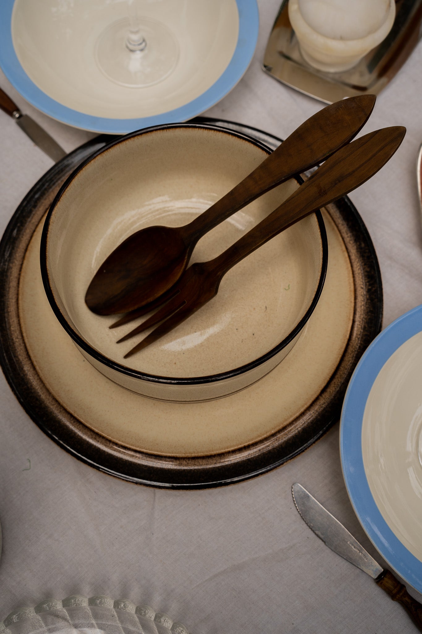 Wooden salad cutlery