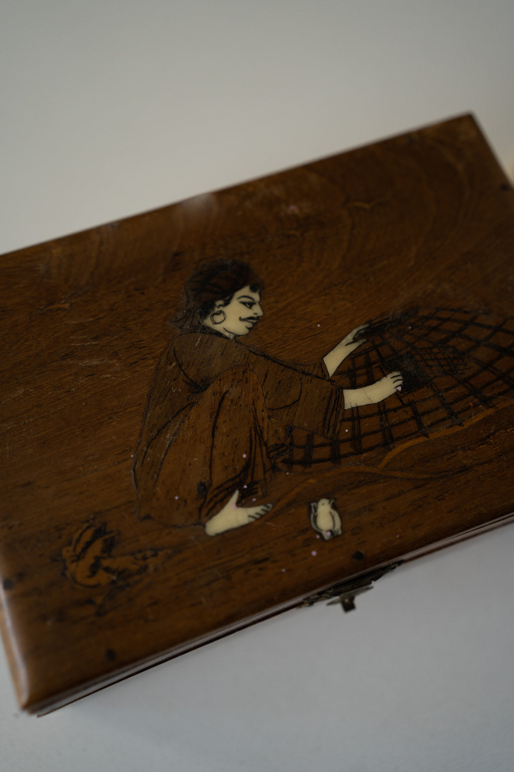 Vintage boxje met tekening
