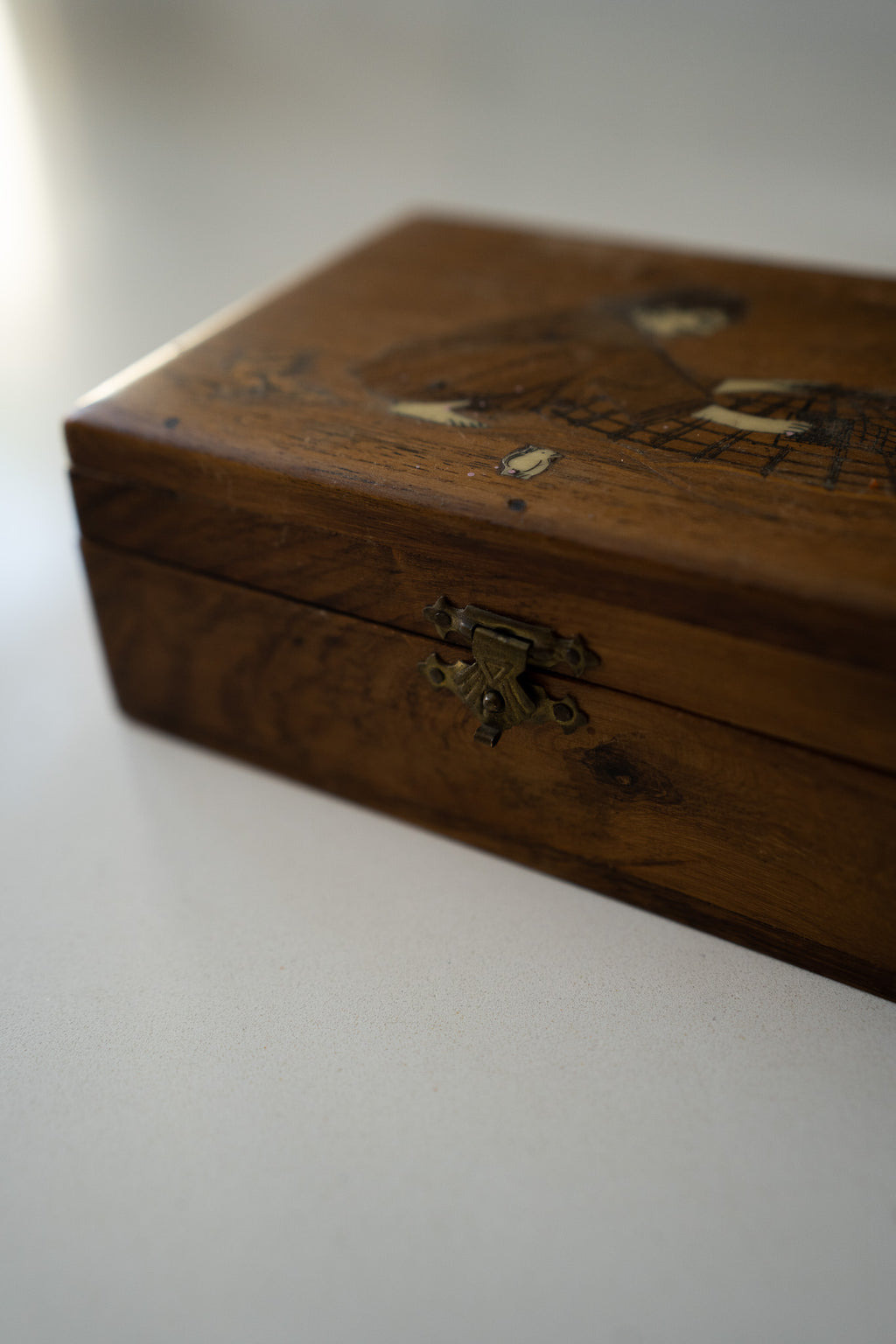 Vintage boxje met tekening