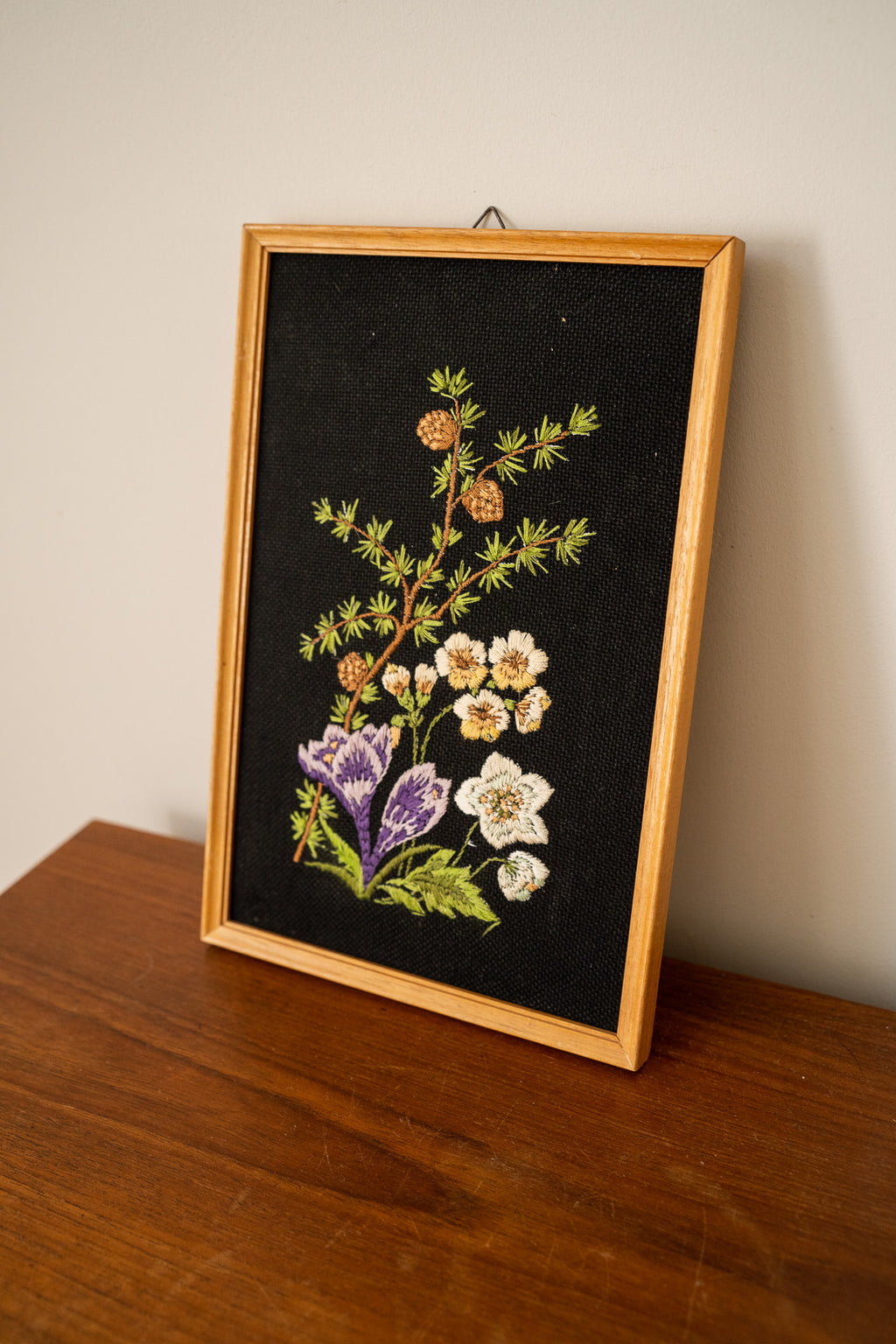 Geborduurd schilderij bloemen