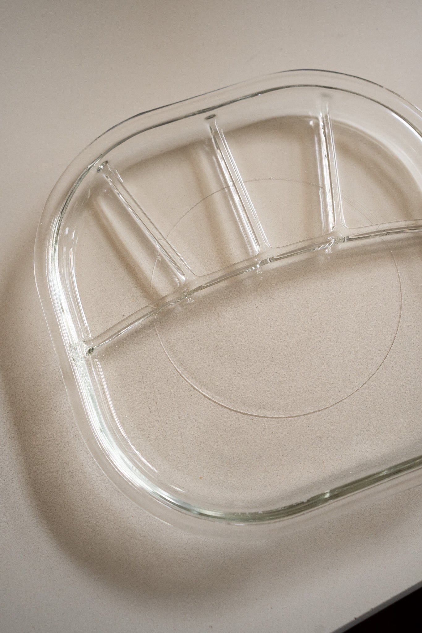 Glazen snackbord design Joe Colombo