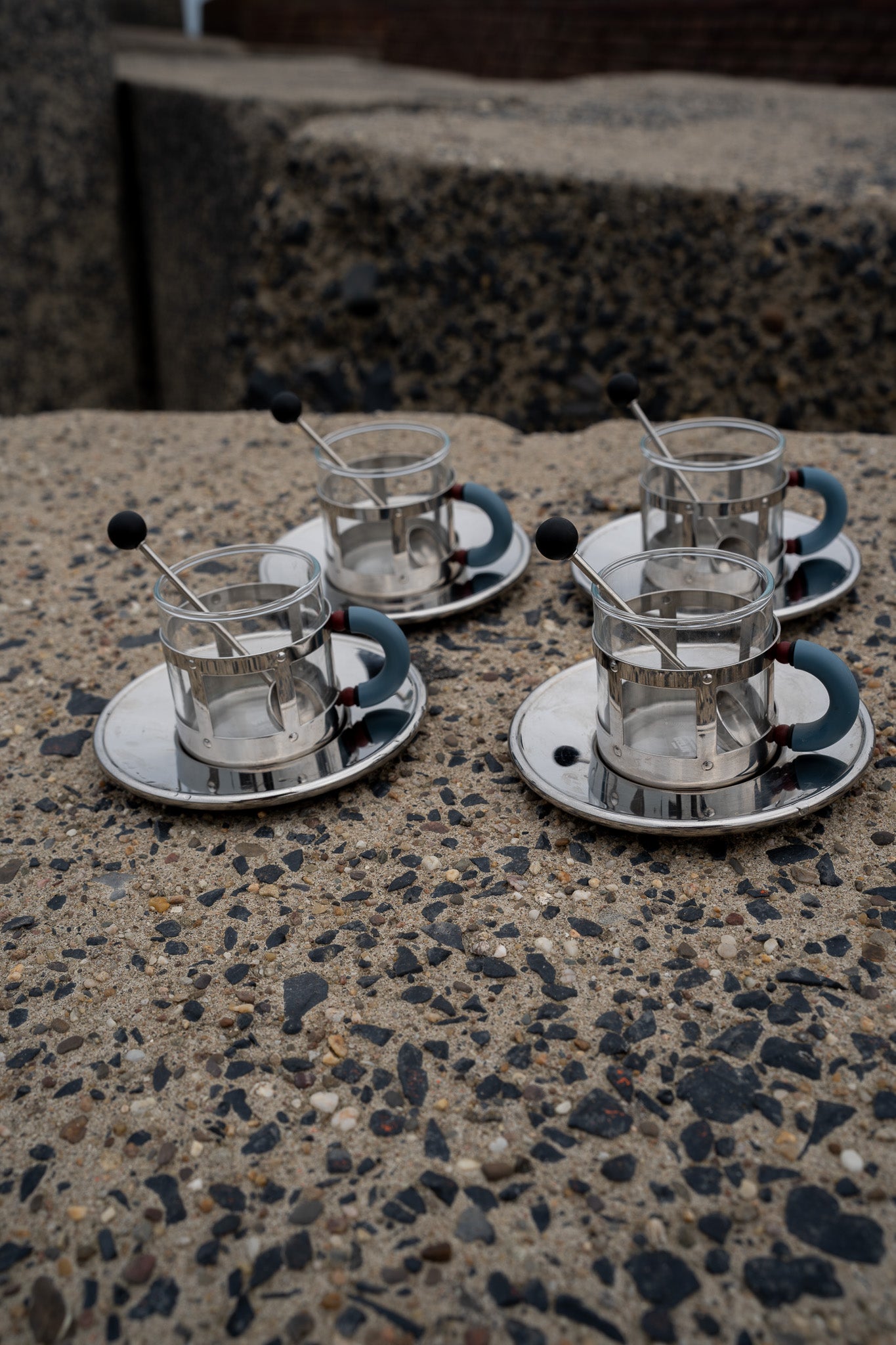 Set van 2 vintage  Alessi MG-espressokop & schotel