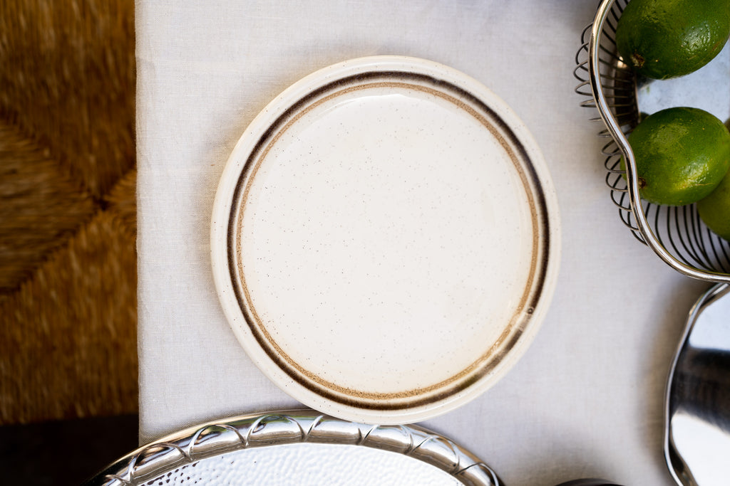 Beige & spikkel ontbijtbordjes