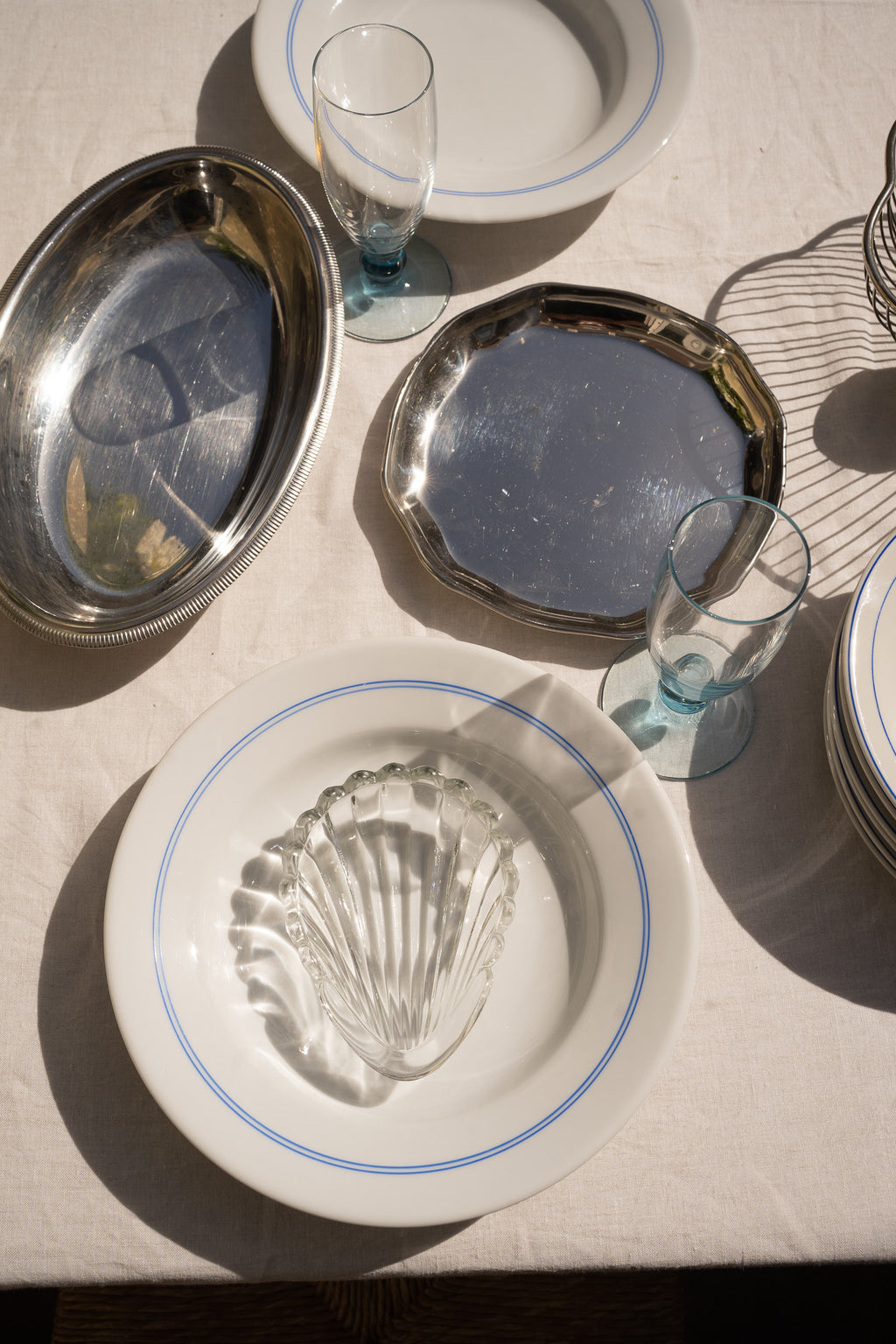 Set van 6 witte diepe borden & blauwe rand