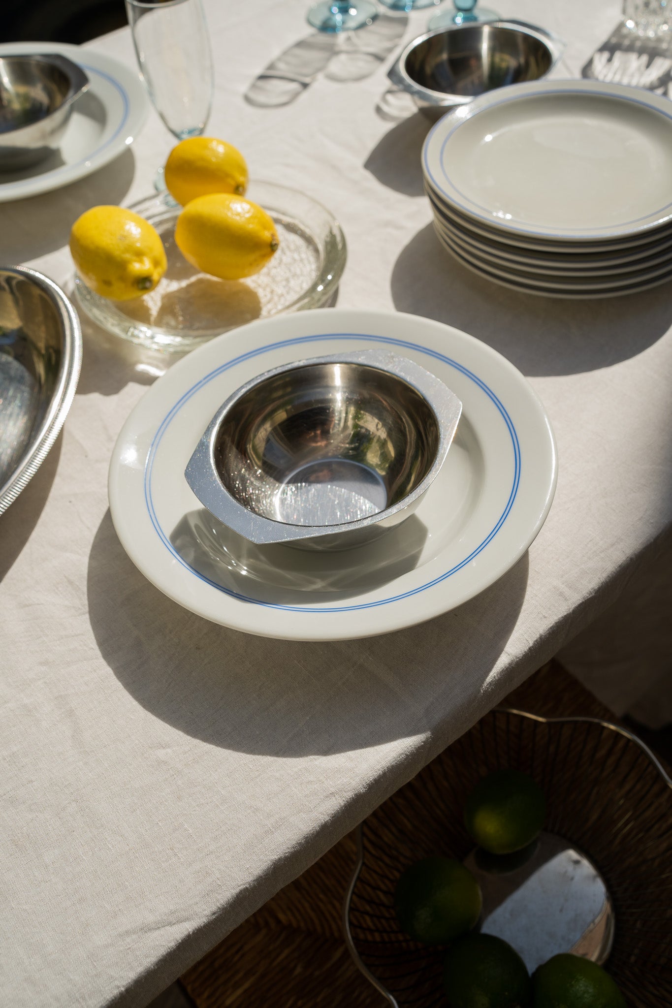 Set van 6 witte diepe borden & blauwe rand