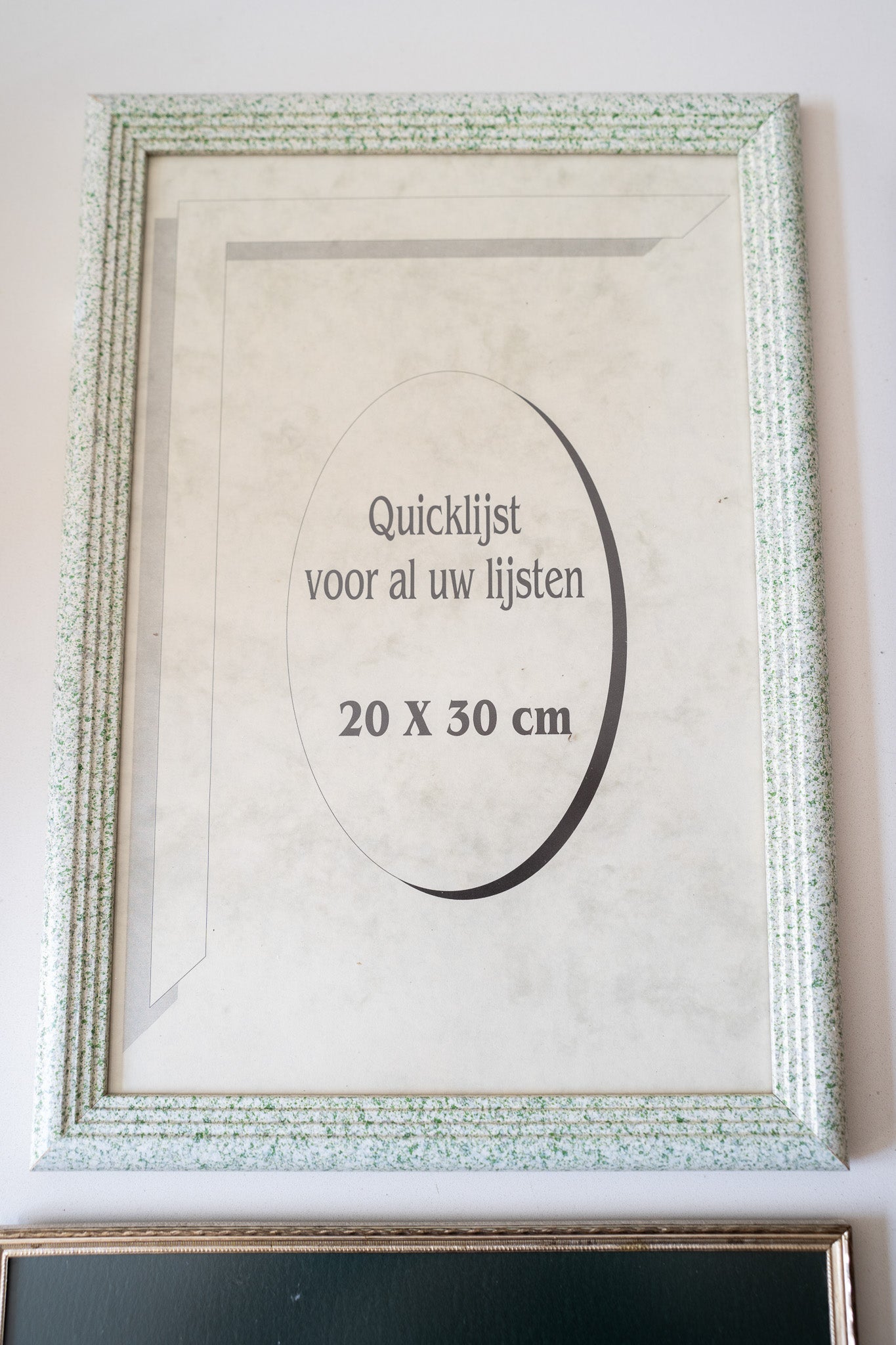 Groene gespikkelde lijst