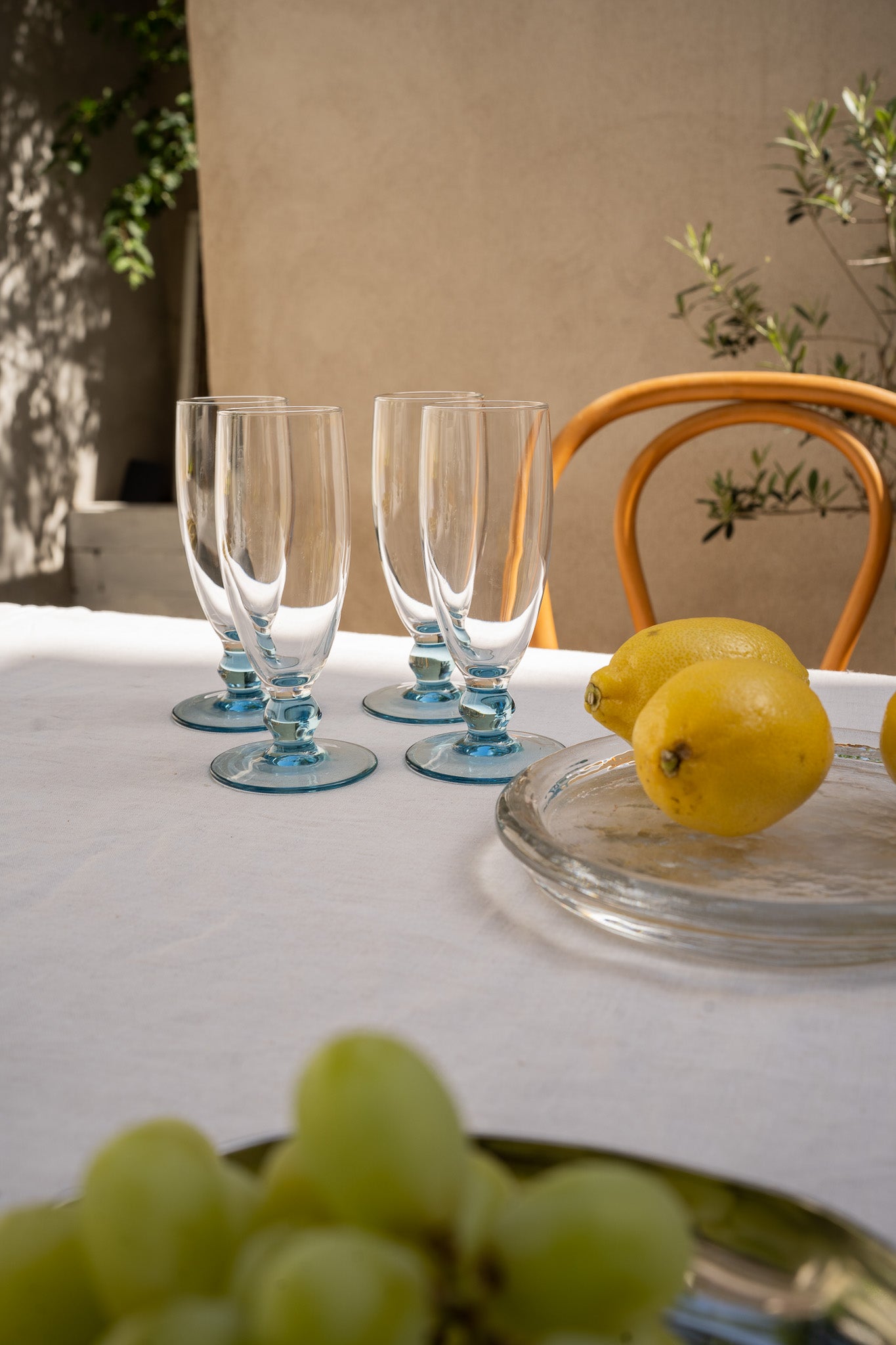 Set van 4 blauwe champagneflutes