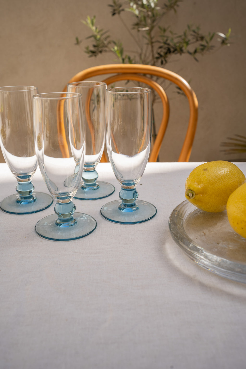 Set van 4 blauwe champagneflutes