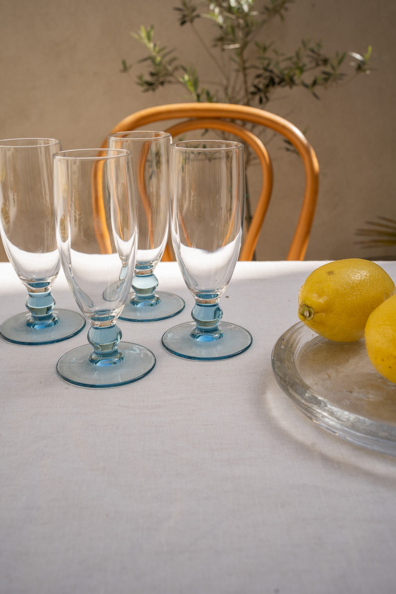 Set van 4 blauwe champagneflutes