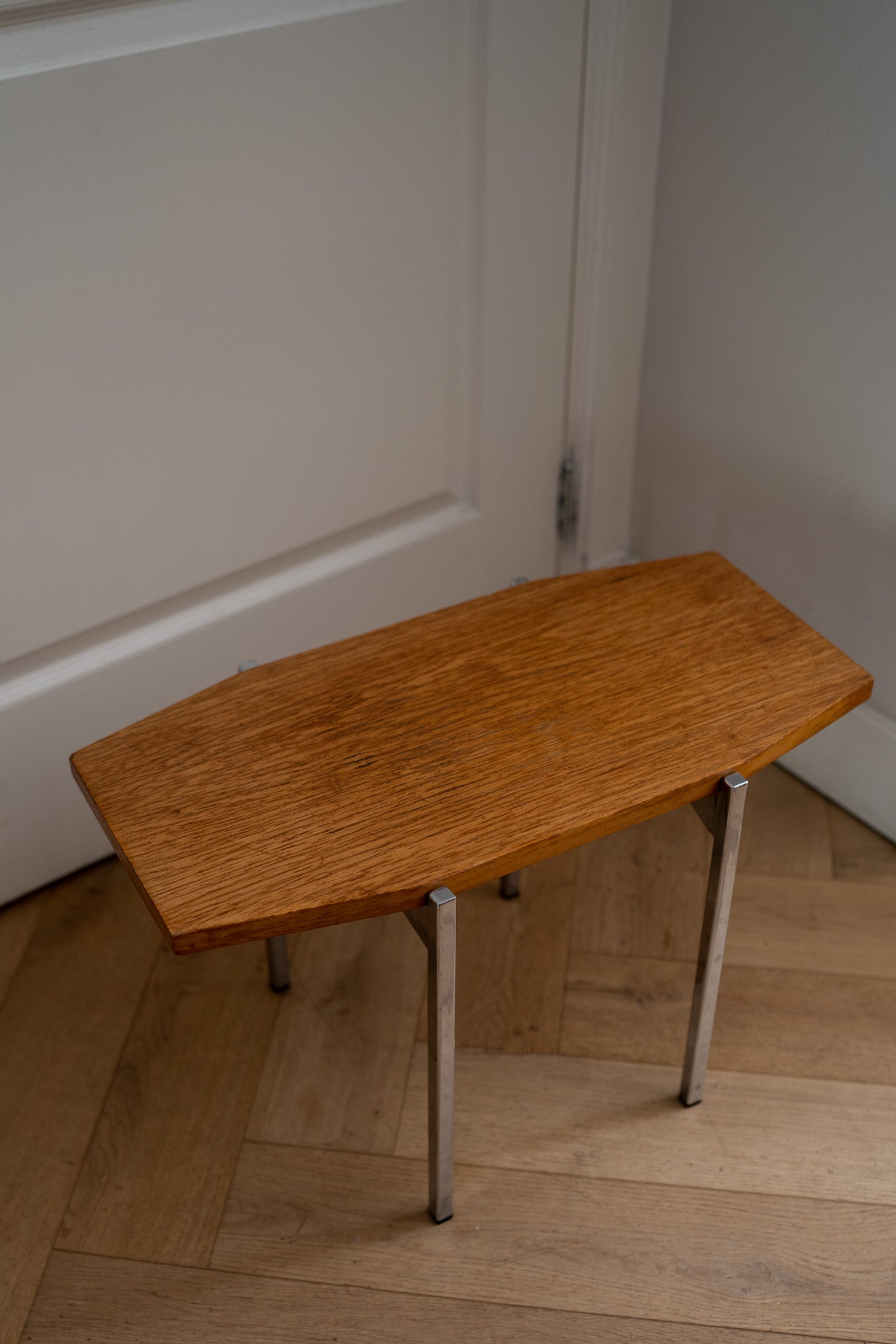 Vintage houten bijzettafel