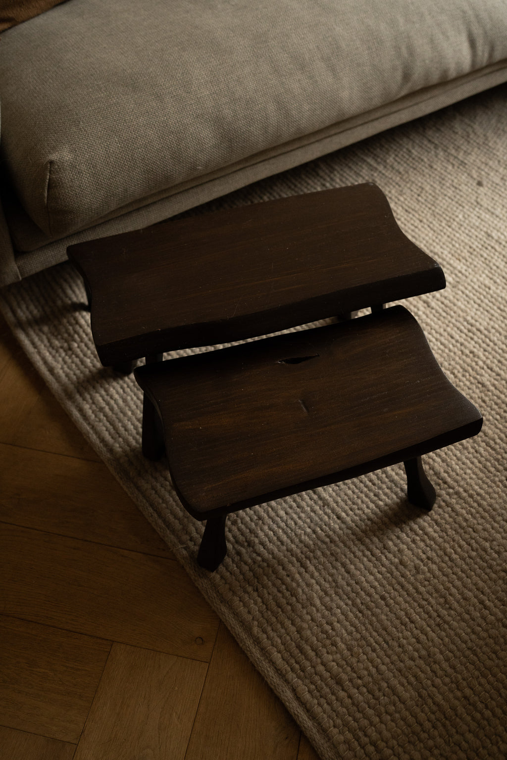 Set van 2 bijzettafel brutalist stijl