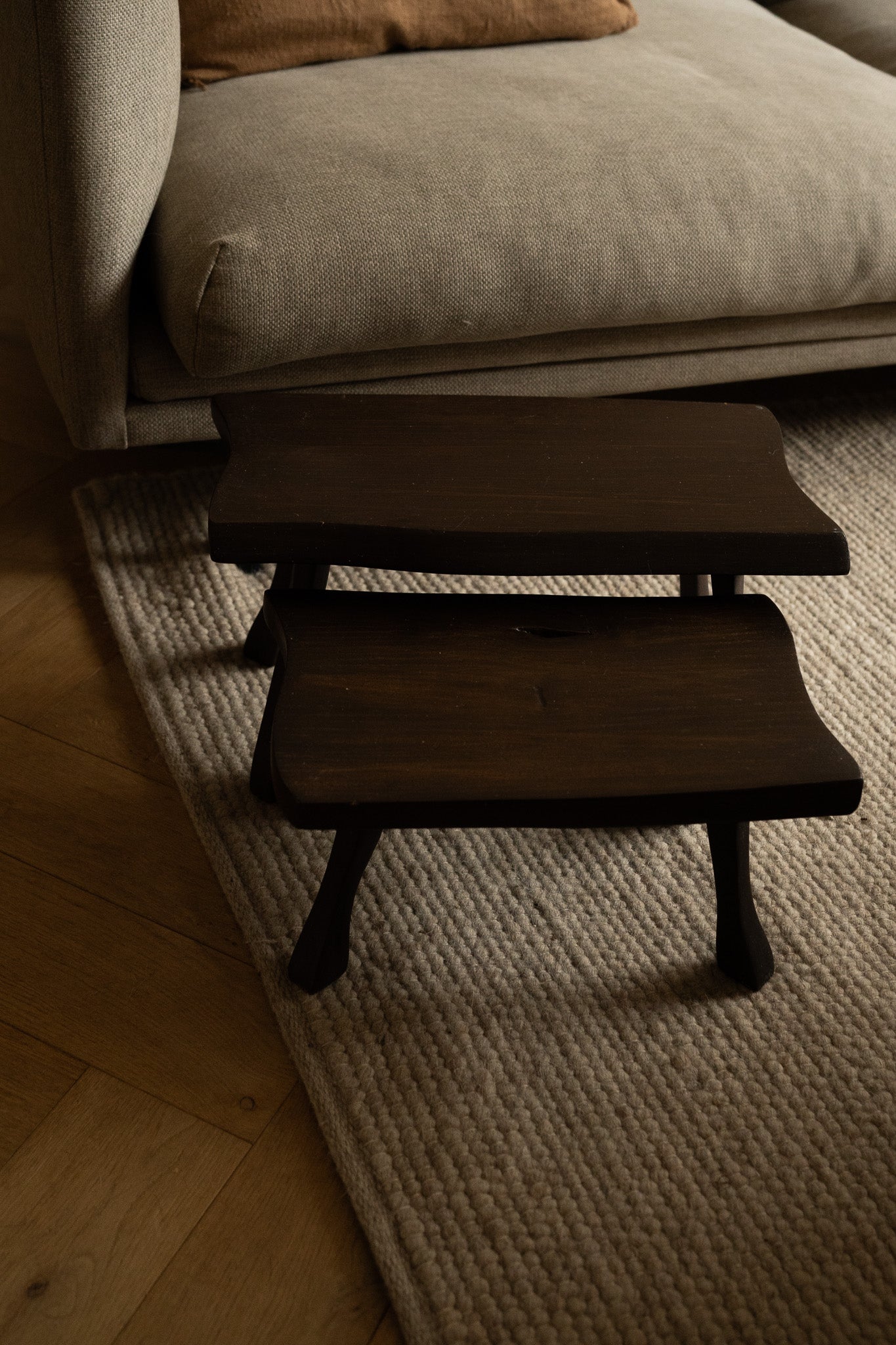 Set van 2 bijzettafel brutalist stijl