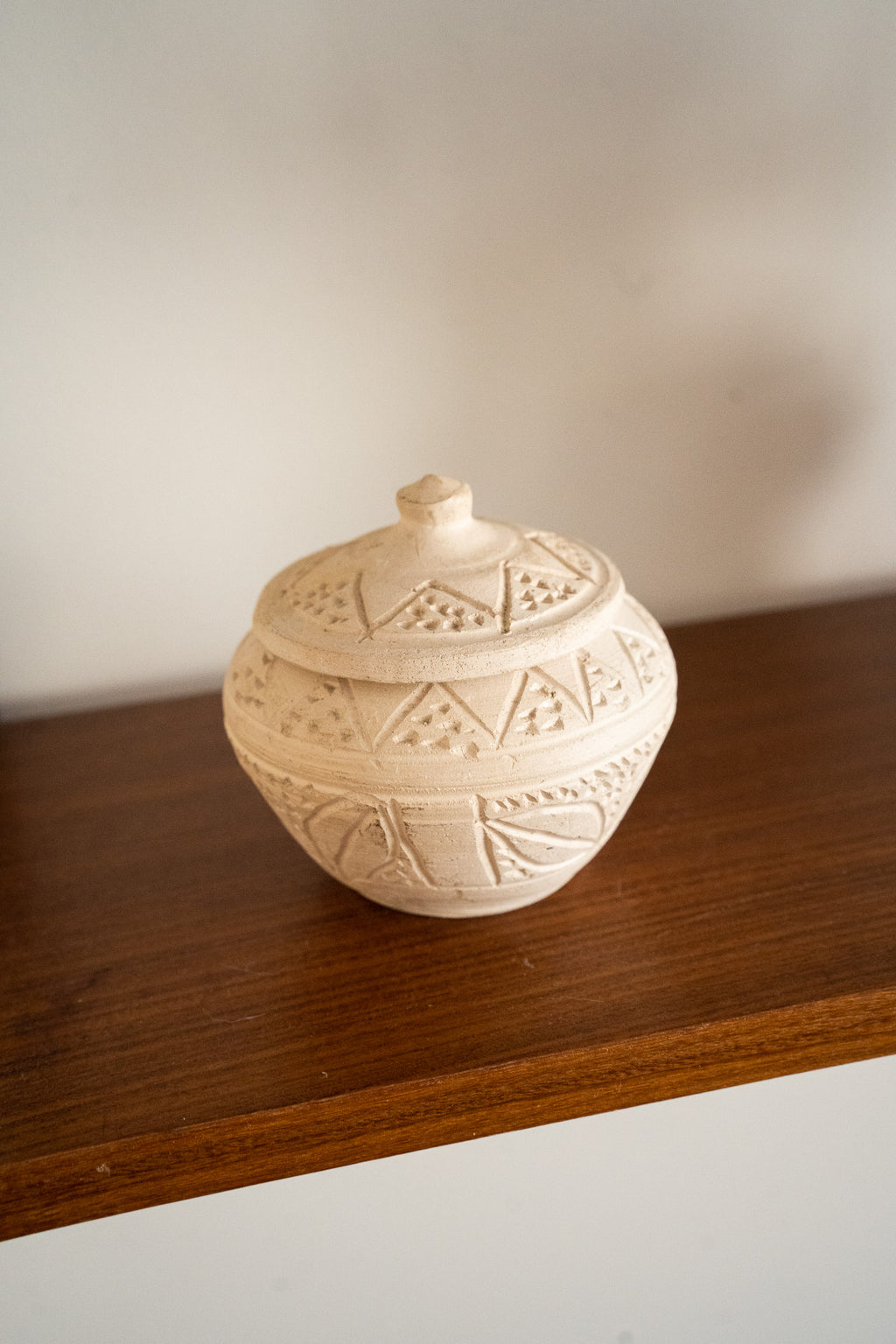 Sierlijk pot met deksel