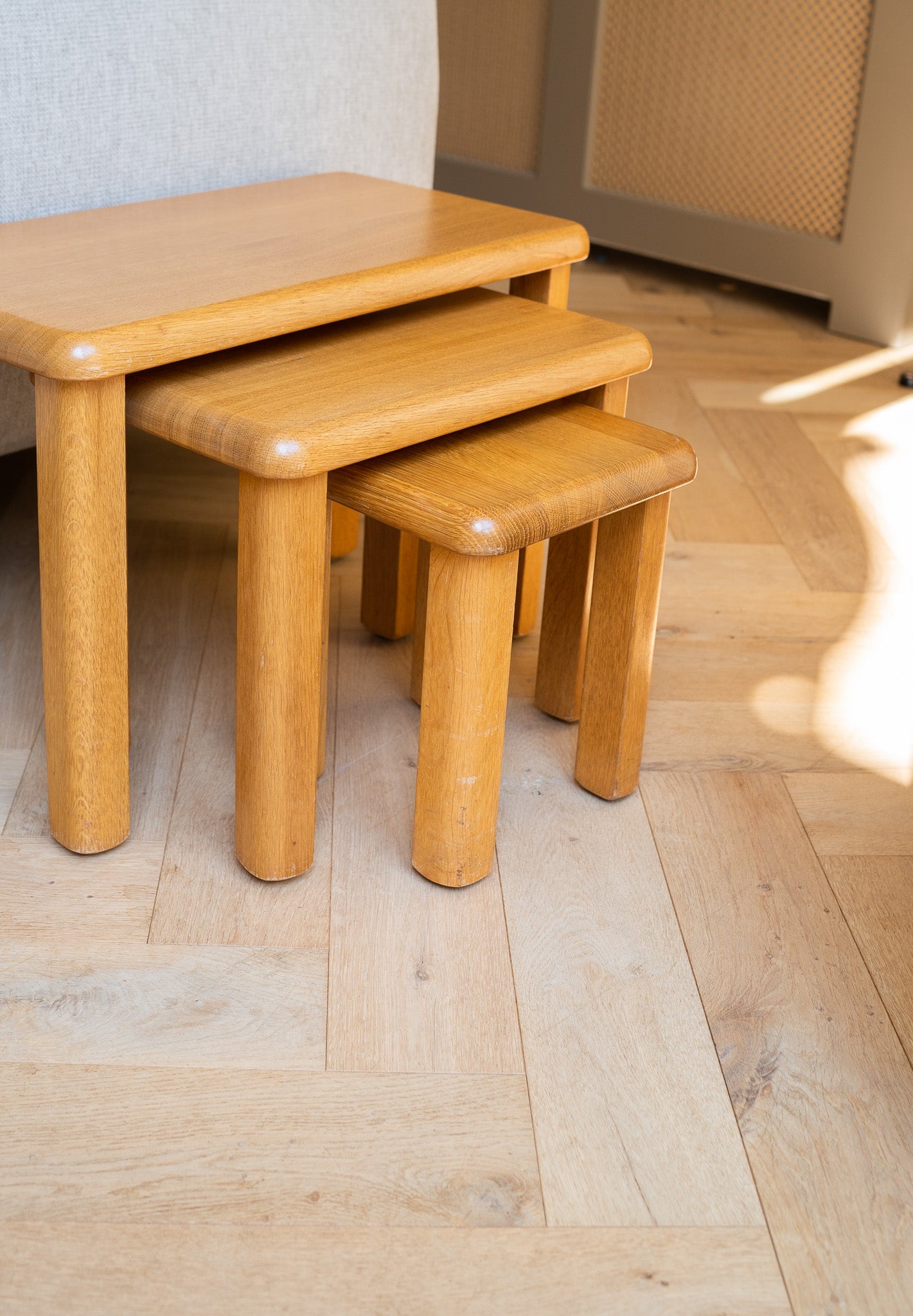 Vintage brutalist jaren 60/70 eikenhout nesting tables
