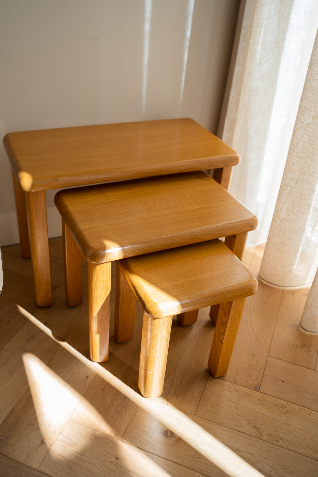 Vintage brutalist jaren 60/70 eikenhout nesting tables