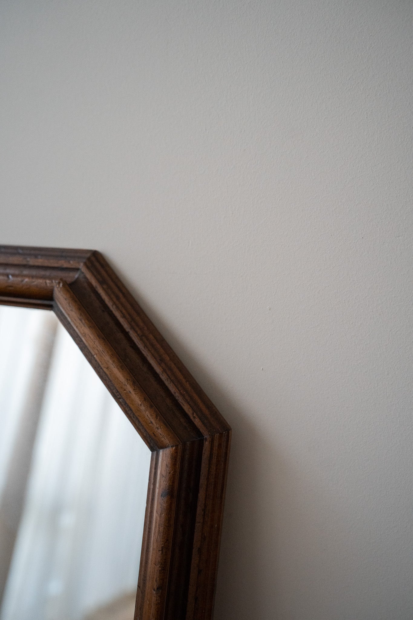 Houten jaren 70 spiegel