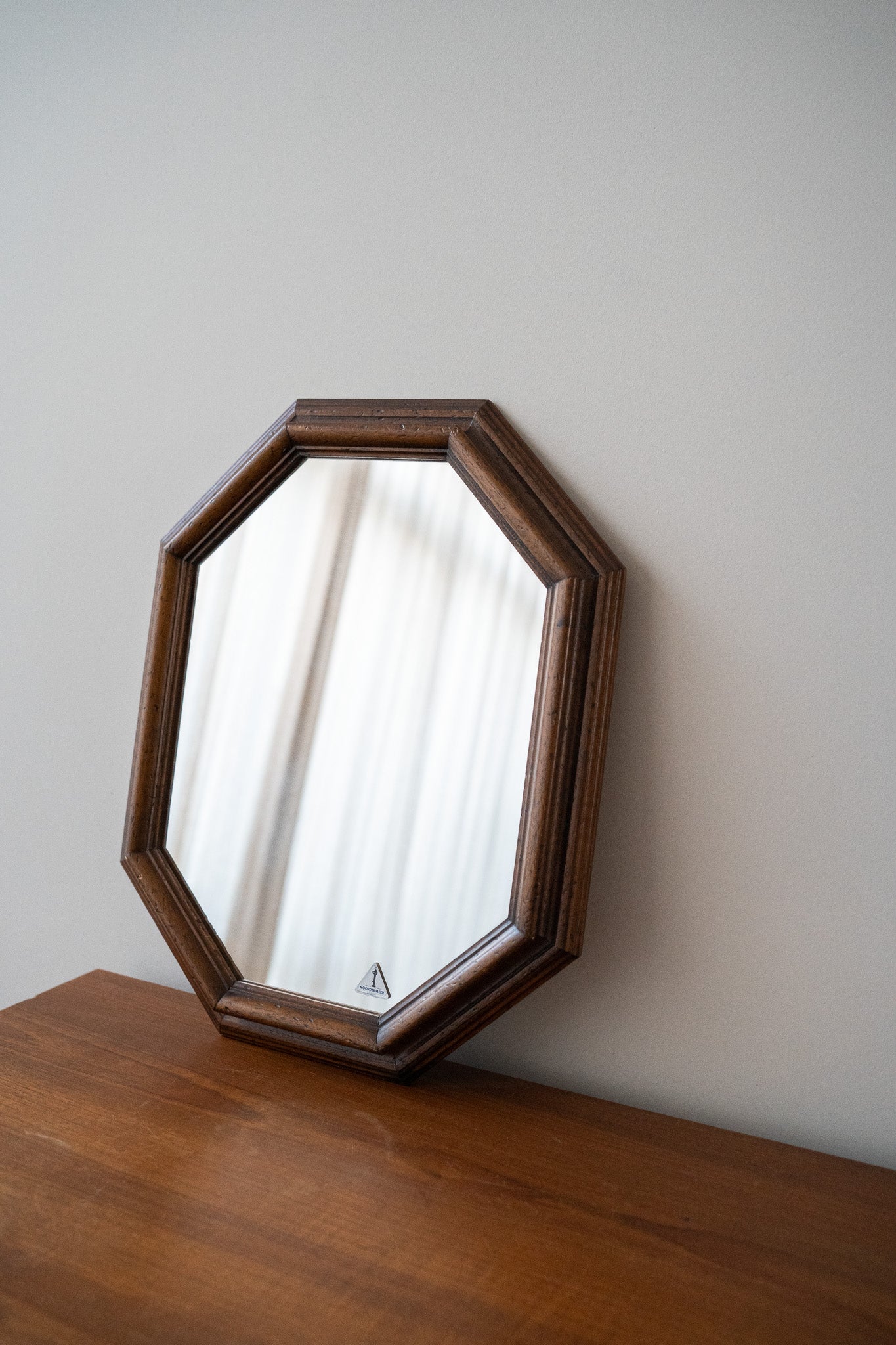 Houten jaren 70 spiegel