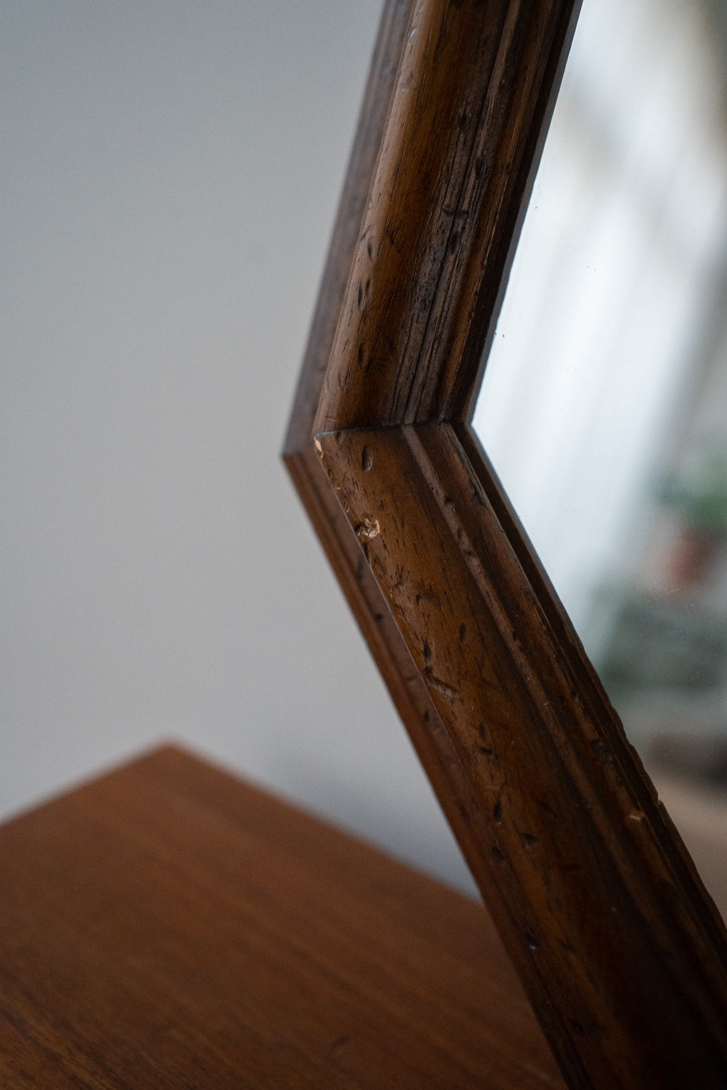 Houten jaren 70 spiegel