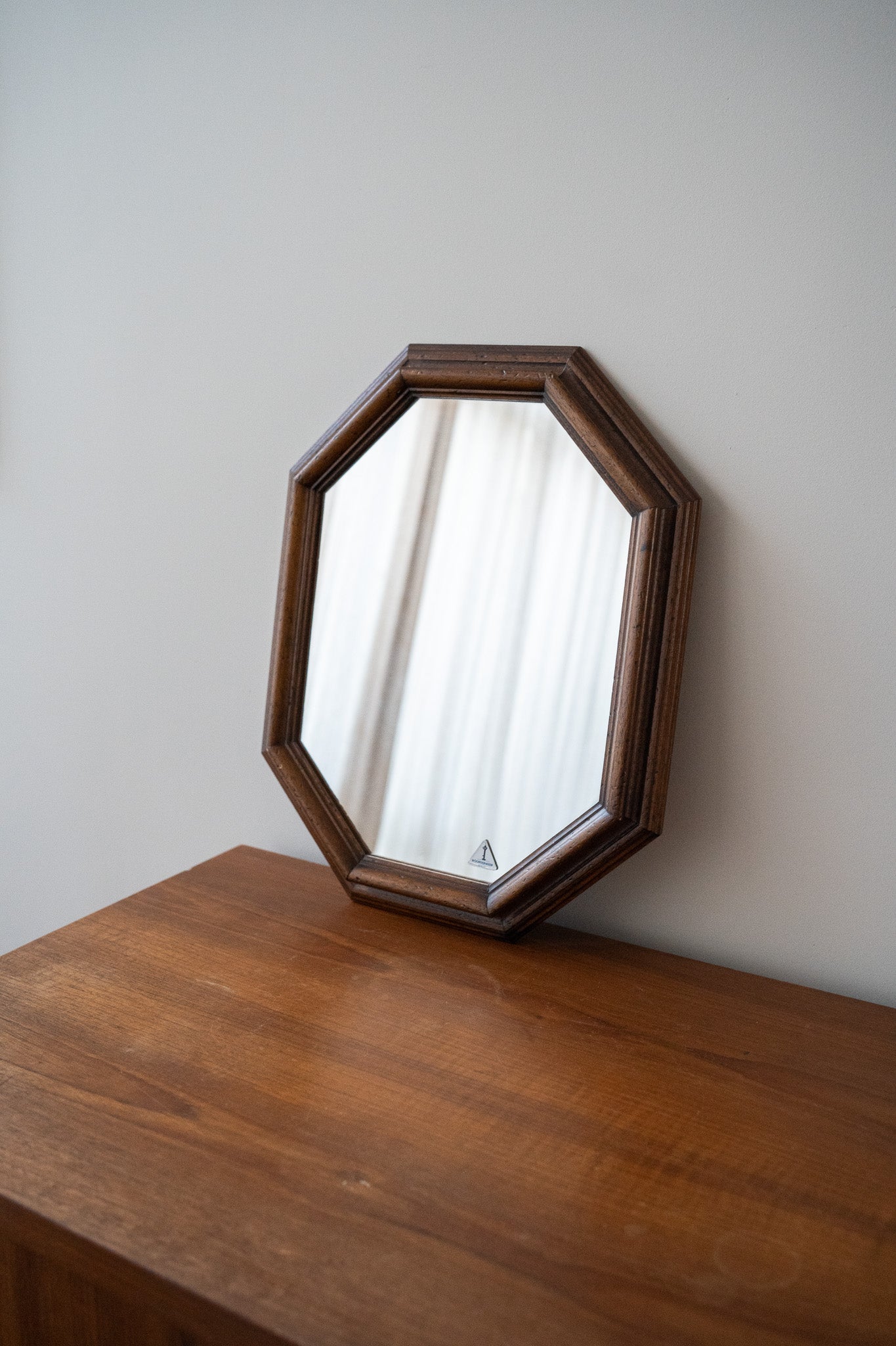 Houten jaren 70 spiegel