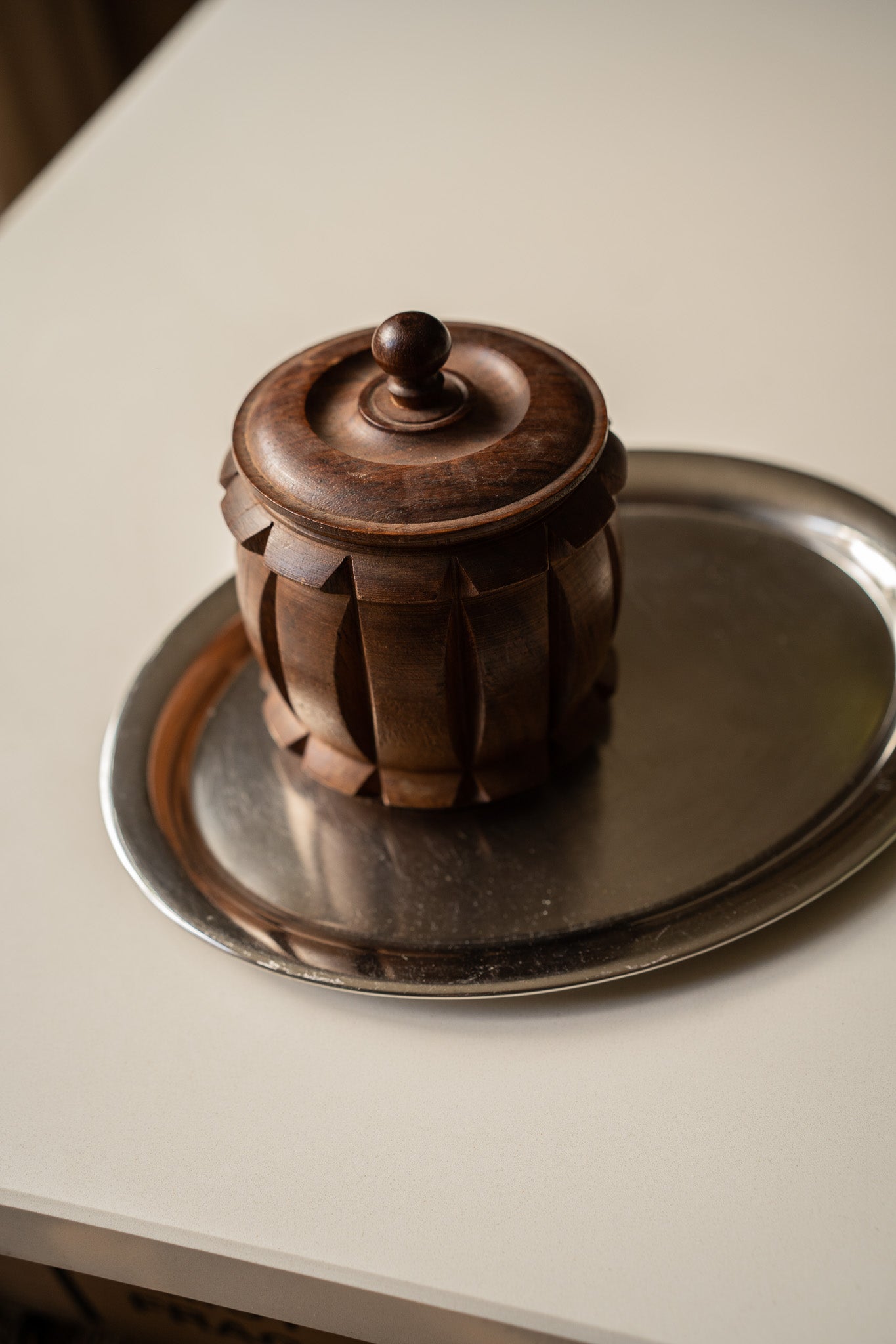 Houten pot met deksel