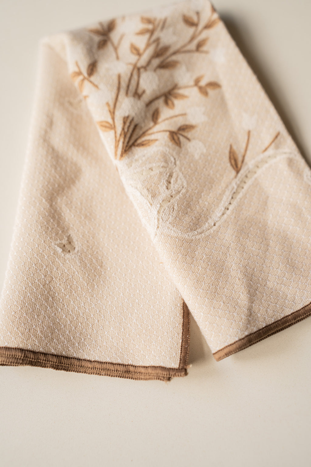 Set van 4 beige servetten