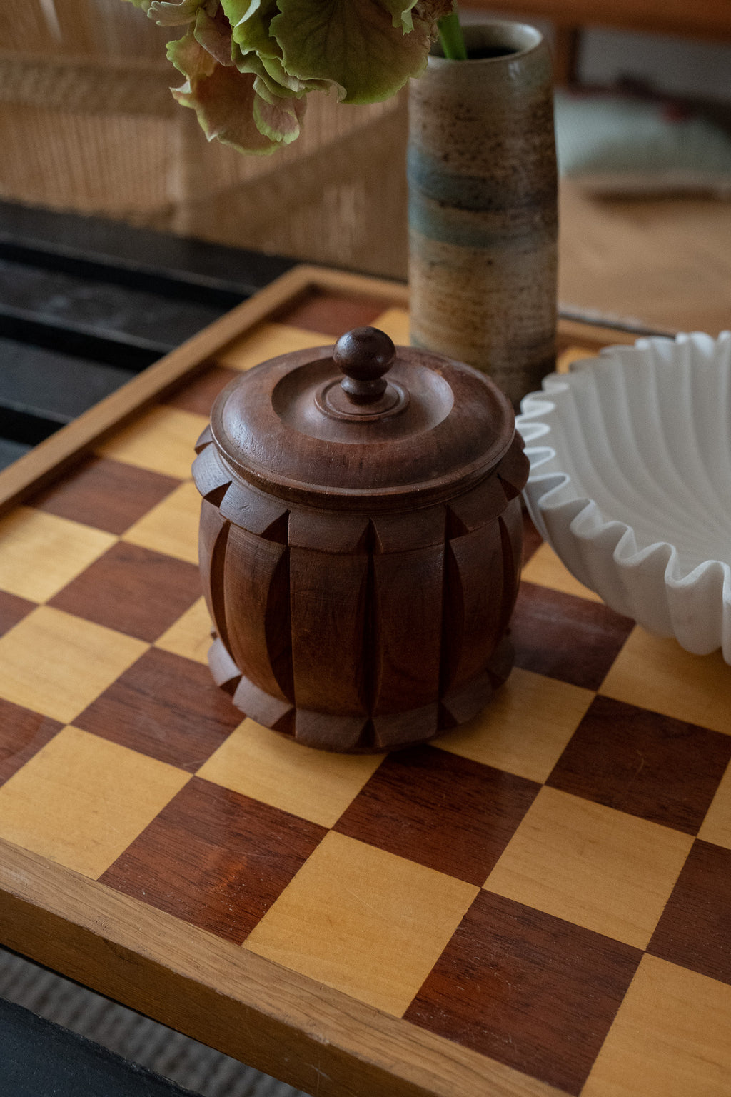 Houten pot met deksel