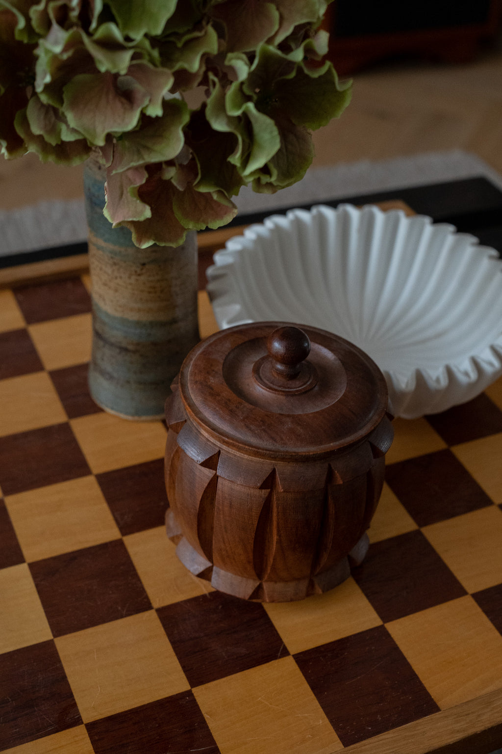 Houten pot met deksel