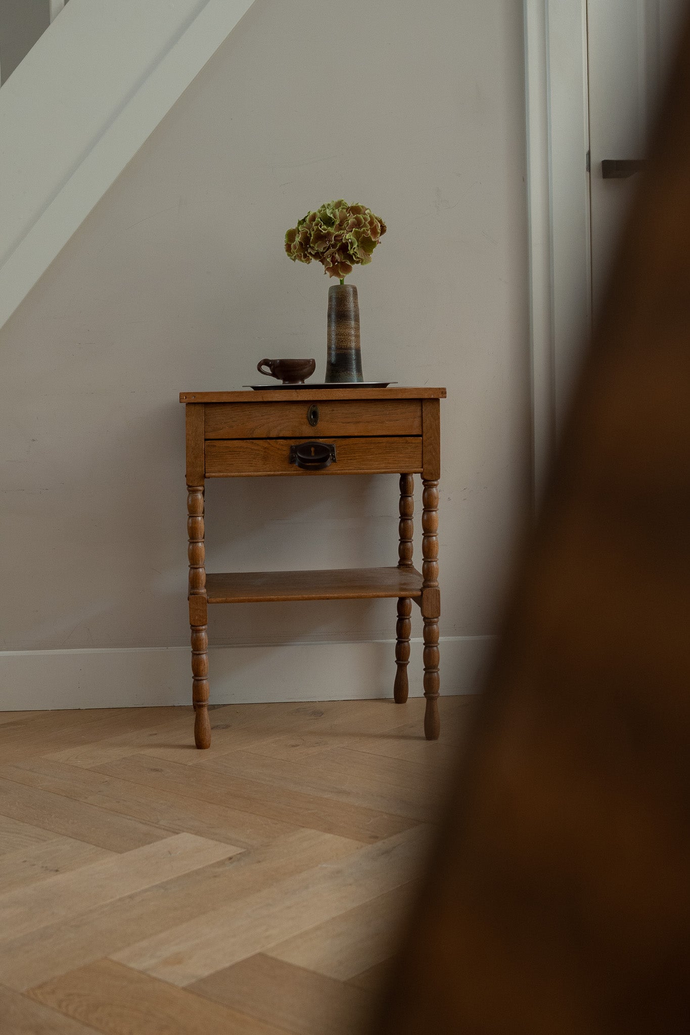 Antieke bijzettafel / Kaptafel