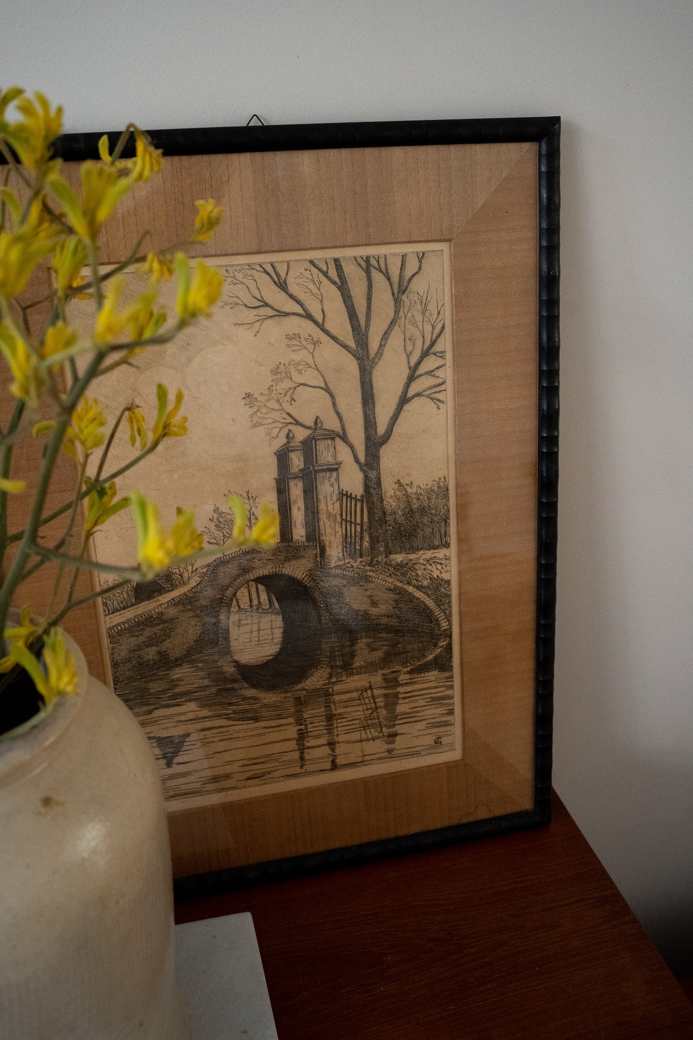 Zwarte bamboe lijst met schets